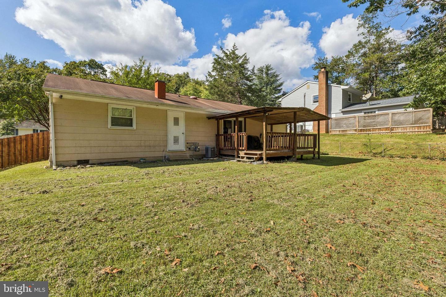 15209 CALEXICO LN, WOODBRIDGE, Virginia 22193, 3 Bedrooms Bedrooms, ,1 BathroomBathrooms,Residential,For sale,15209 CALEXICO LN,VAPW2105510 MLS # VAPW2105510
