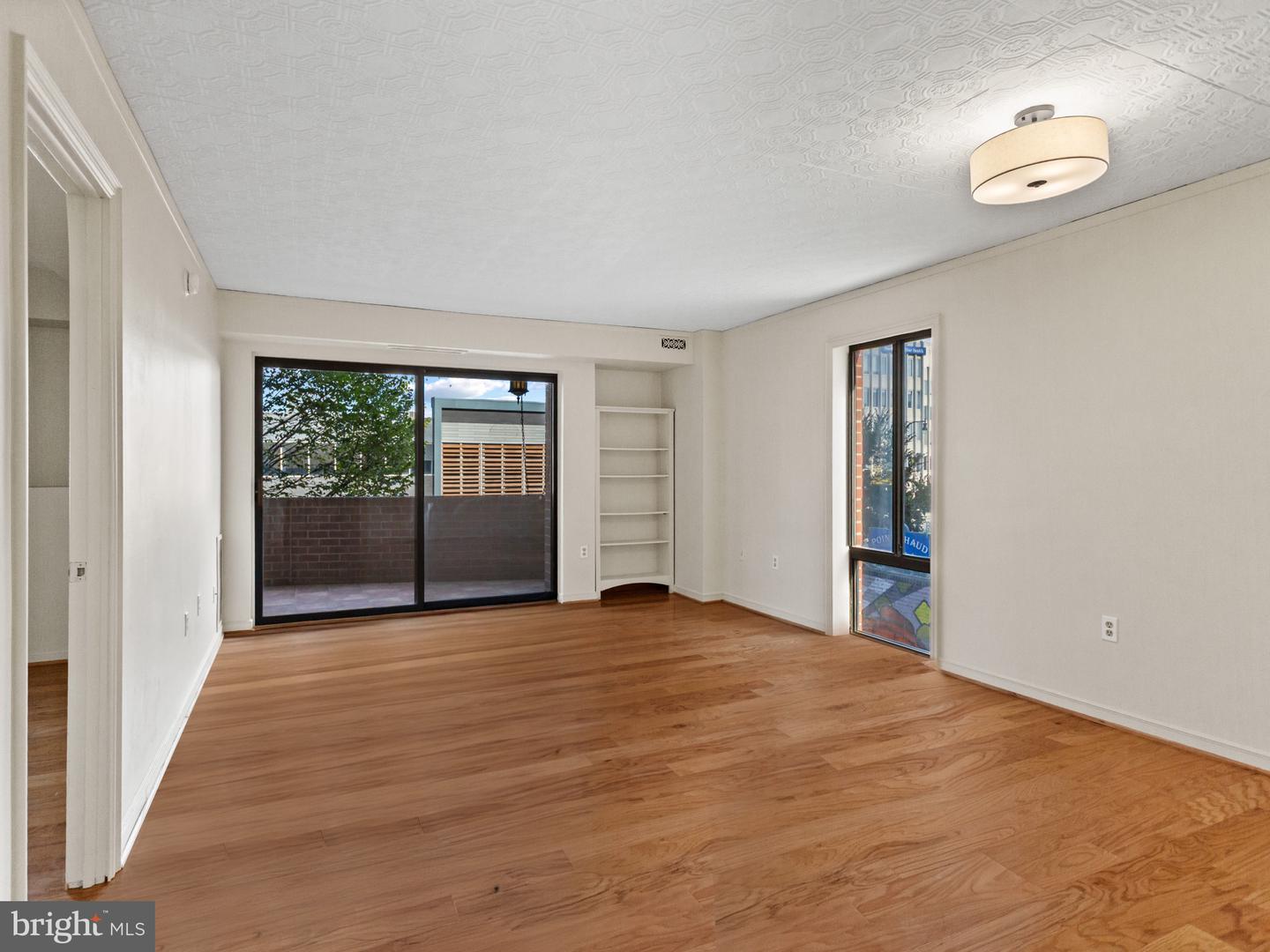 2320 WISCONSIN AVE NW #206, WASHINGTON, District Of Columbia 20007, 1 Bedroom Bedrooms, ,1 BathroomBathrooms,Residential,For sale,2320 WISCONSIN AVE NW #206,DCDC2225904 MLS # DCDC2225904