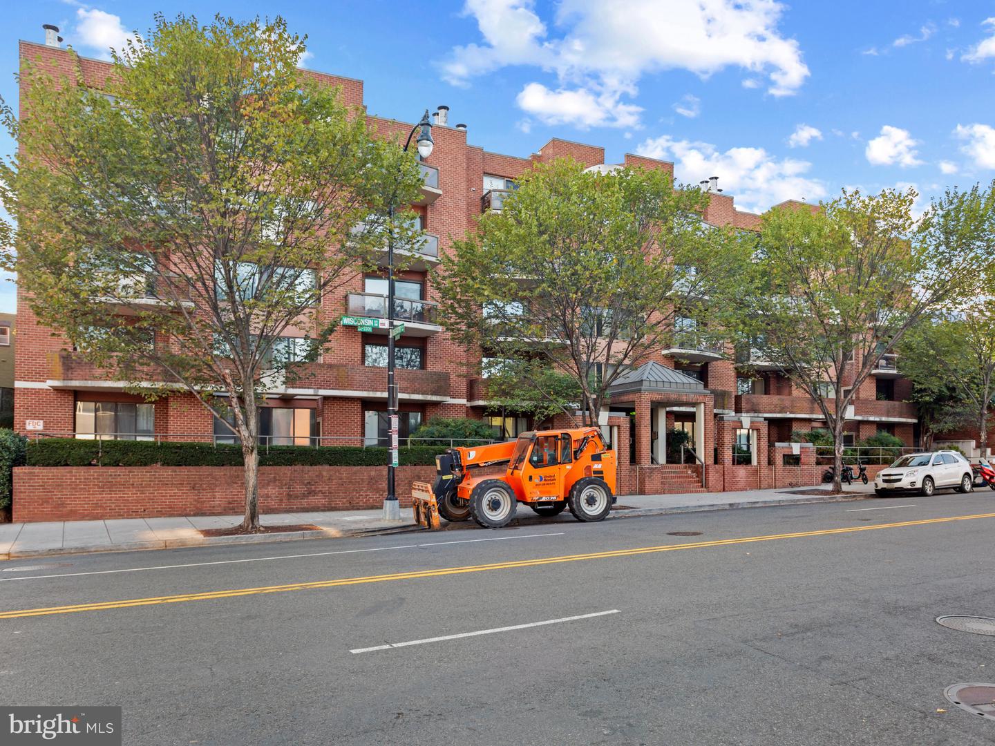 2320 WISCONSIN AVE NW #206, WASHINGTON, District Of Columbia 20007, 1 Bedroom Bedrooms, ,1 BathroomBathrooms,Residential,For sale,2320 WISCONSIN AVE NW #206,DCDC2225904 MLS # DCDC2225904