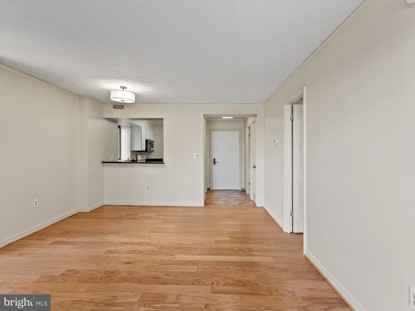 2320 WISCONSIN AVE NW #206, WASHINGTON, District Of Columbia 20007, 1 Bedroom Bedrooms, ,1 BathroomBathrooms,Residential,For sale,2320 WISCONSIN AVE NW #206,DCDC2225904 MLS # DCDC2225904