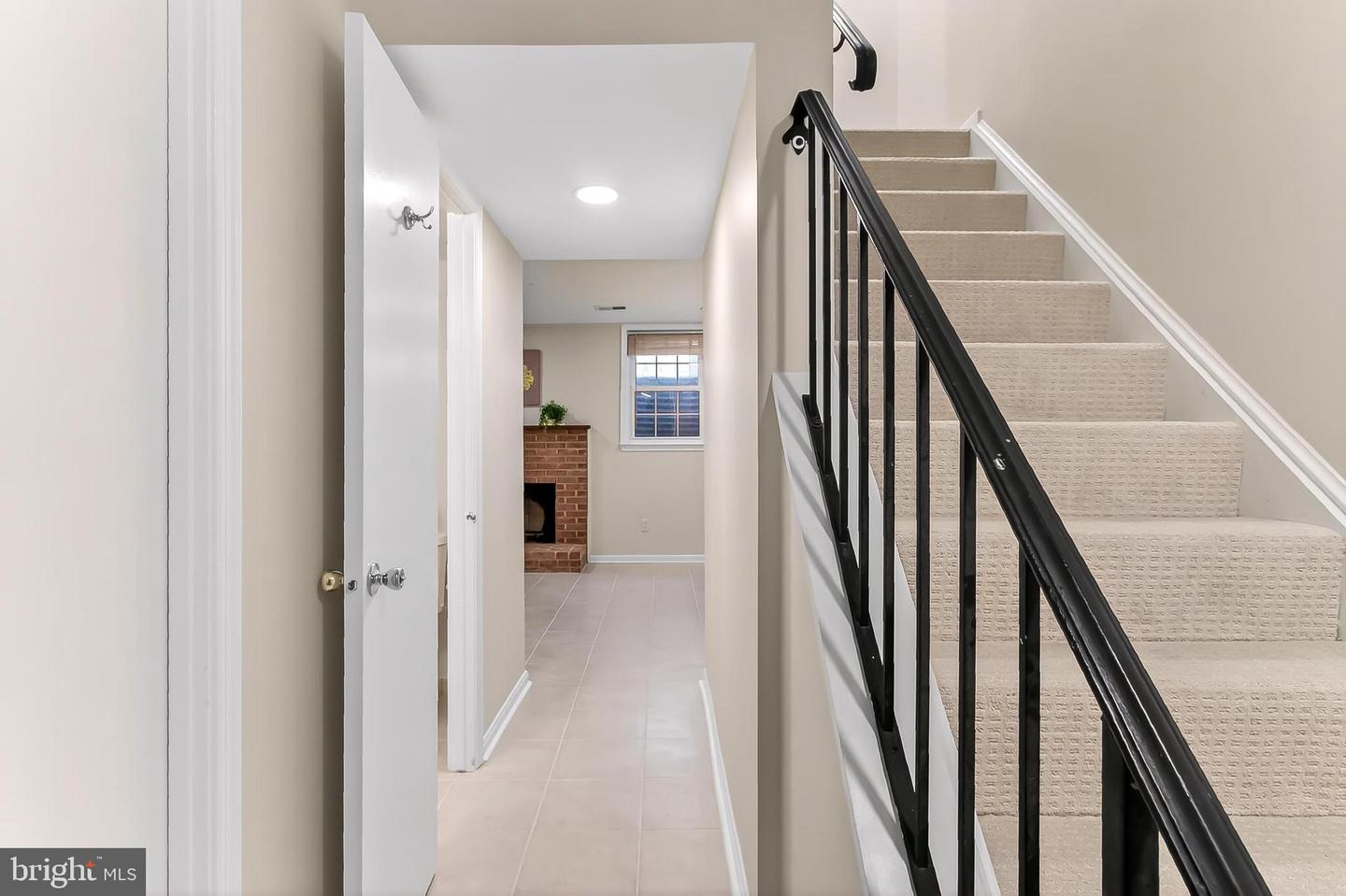2810 ANDIRON LN, VIENNA, Virginia 22180, 3 Bedrooms Bedrooms, ,2 BathroomsBathrooms,Residential,For sale,2810 ANDIRON LN,VAFX2273176 MLS # VAFX2273176