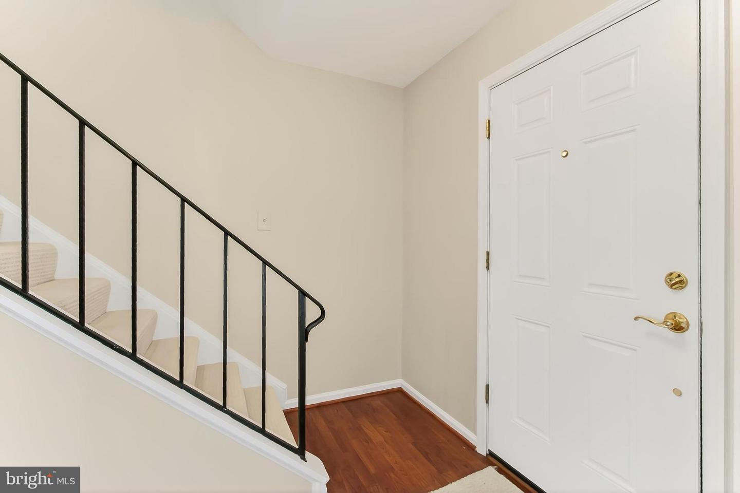 2810 ANDIRON LN, VIENNA, Virginia 22180, 3 Bedrooms Bedrooms, ,2 BathroomsBathrooms,Residential,For sale,2810 ANDIRON LN,VAFX2273176 MLS # VAFX2273176