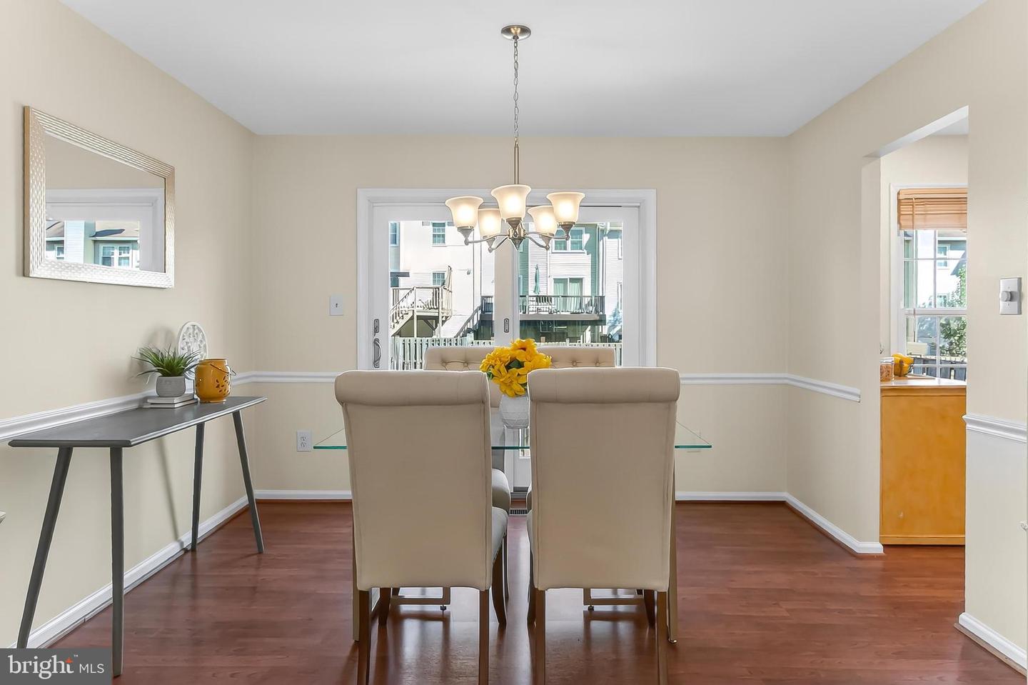 2810 ANDIRON LN, VIENNA, Virginia 22180, 3 Bedrooms Bedrooms, ,2 BathroomsBathrooms,Residential,For sale,2810 ANDIRON LN,VAFX2273176 MLS # VAFX2273176