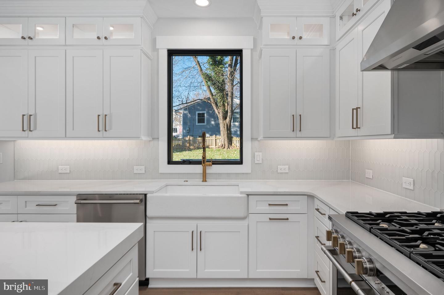 623 ECHOLS ST SE, VIENNA, Virginia 22180, 4 Bedrooms Bedrooms, 17 Rooms Rooms,5 BathroomsBathrooms,Residential,For sale,623 ECHOLS ST SE,VAFX2273208 MLS # VAFX2273208