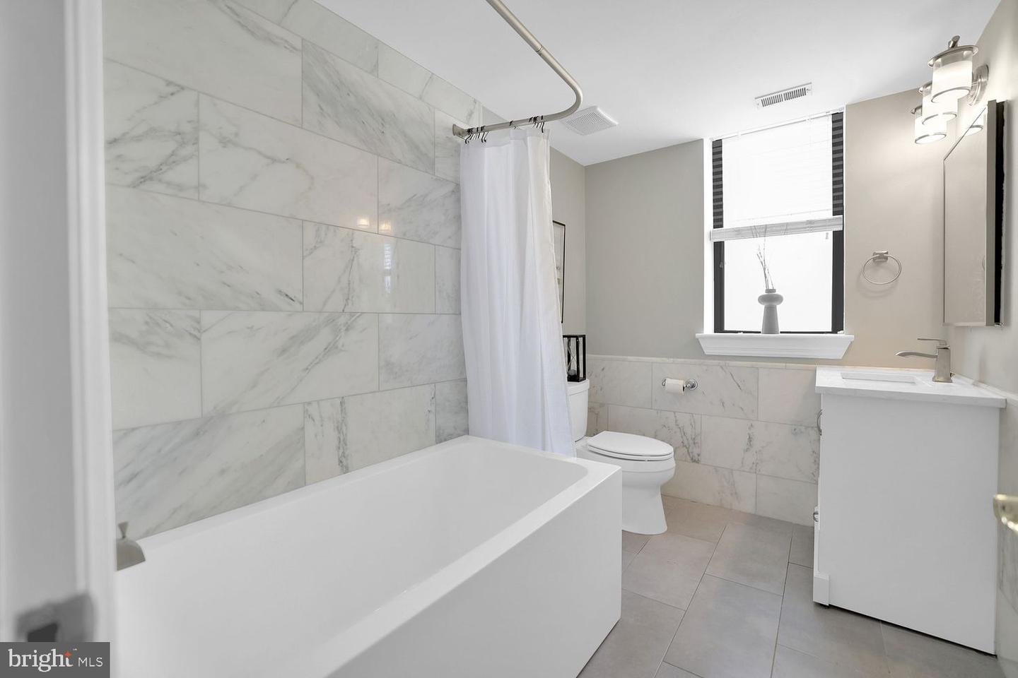 1419 CLIFTON ST NW #301, WASHINGTON, District Of Columbia 20009, 3 Bedrooms Bedrooms, ,2 BathroomsBathrooms,Residential,For sale,1419 CLIFTON ST NW #301,DCDC2225970 MLS # DCDC2225970