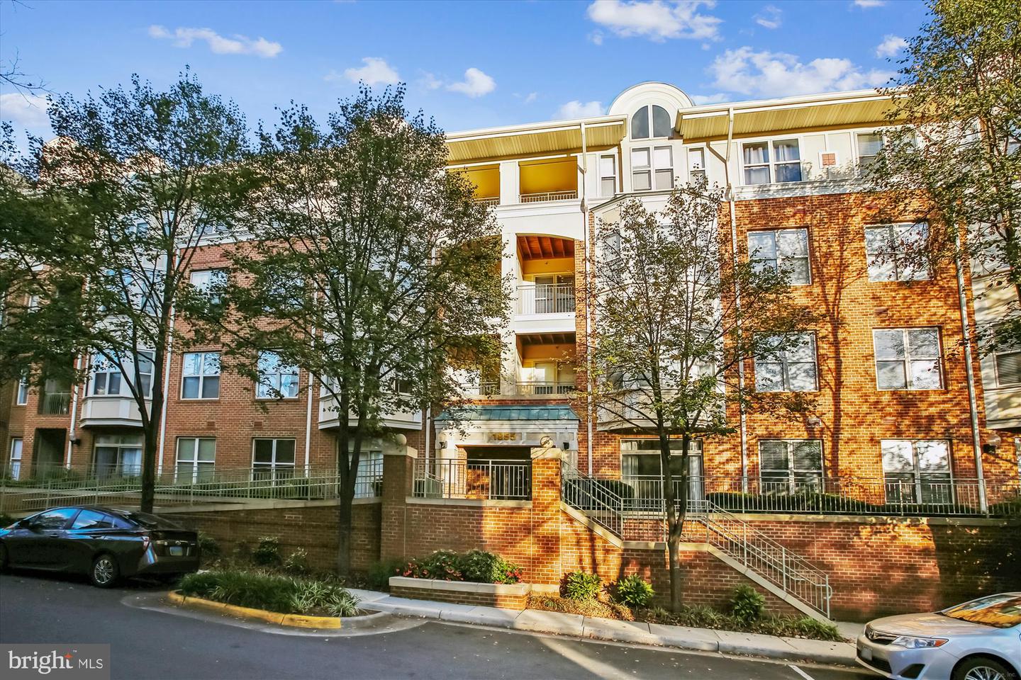 1855 STRATFORD PARK PL #312, RESTON, Virginia 20190, 2 Bedrooms Bedrooms, ,2 BathroomsBathrooms,Residential,For sale,1855 STRATFORD PARK PL #312,VAFX2273284 MLS # VAFX2273284