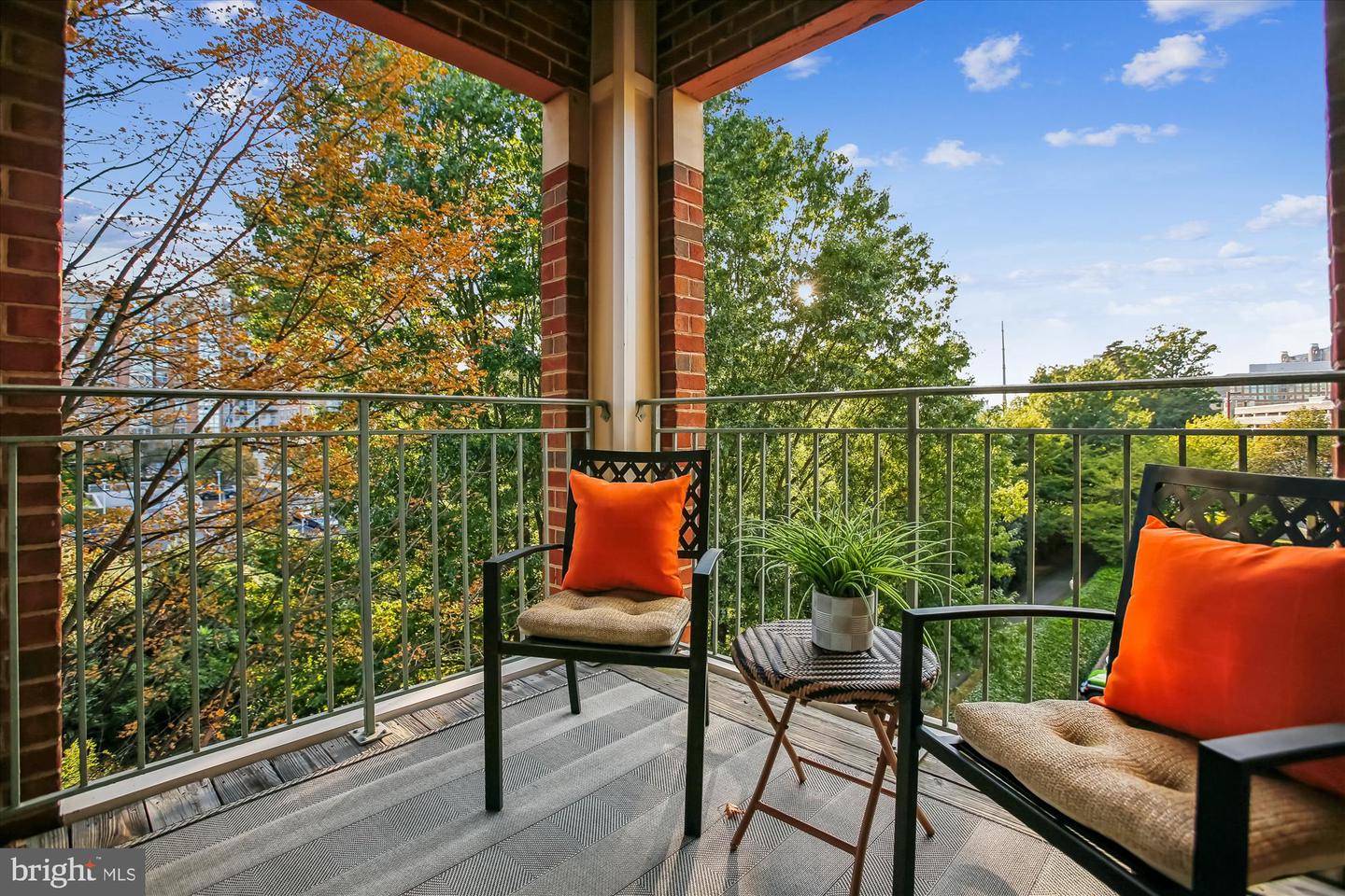 1855 STRATFORD PARK PL #312, RESTON, Virginia 20190, 2 Bedrooms Bedrooms, ,2 BathroomsBathrooms,Residential,For sale,1855 STRATFORD PARK PL #312,VAFX2273284 MLS # VAFX2273284