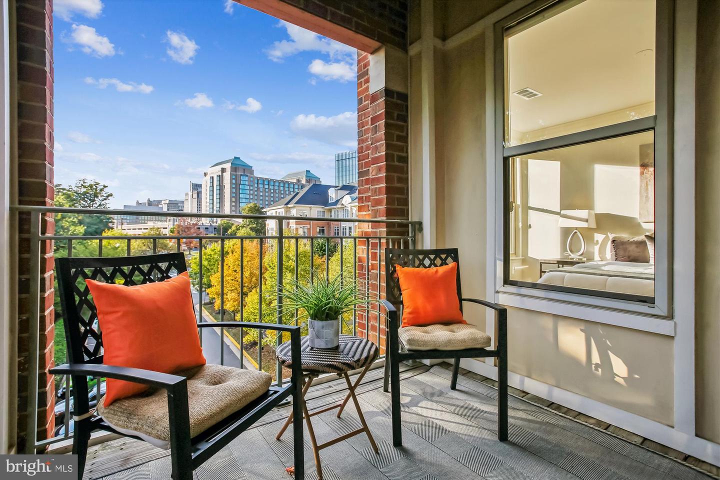 1855 STRATFORD PARK PL #312, RESTON, Virginia 20190, 2 Bedrooms Bedrooms, ,2 BathroomsBathrooms,Residential,For sale,1855 STRATFORD PARK PL #312,VAFX2273284 MLS # VAFX2273284