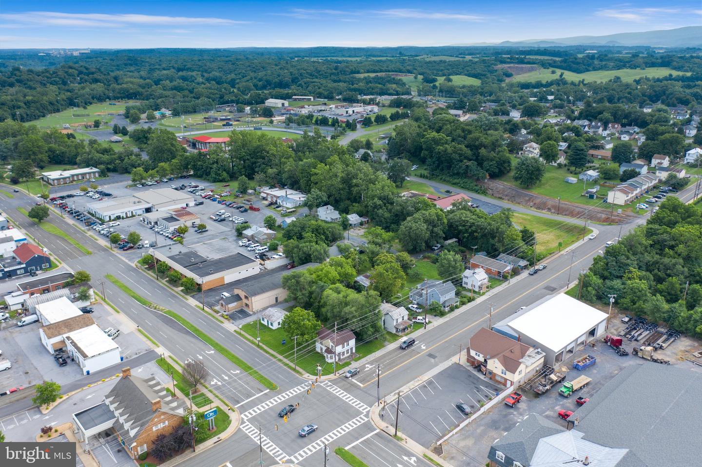 202 E 6TH ST, FRONT ROYAL, Virginia 22630, ,Land,For sale,202 E 6TH ST,VAWR2003720 MLS # VAWR2003720
