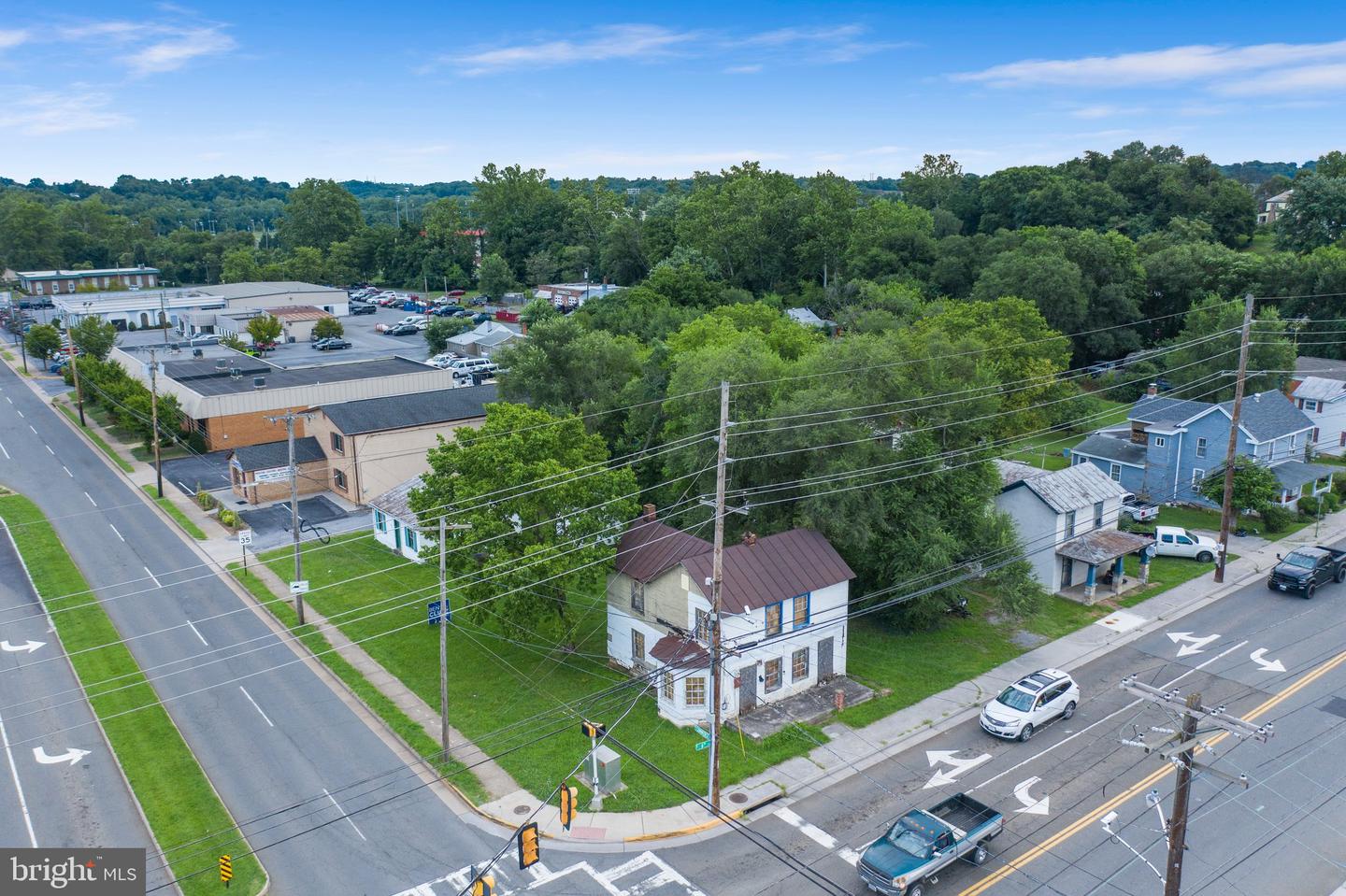 202 E 6TH ST, FRONT ROYAL, Virginia 22630, ,Land,For sale,202 E 6TH ST,VAWR2003720 MLS # VAWR2003720