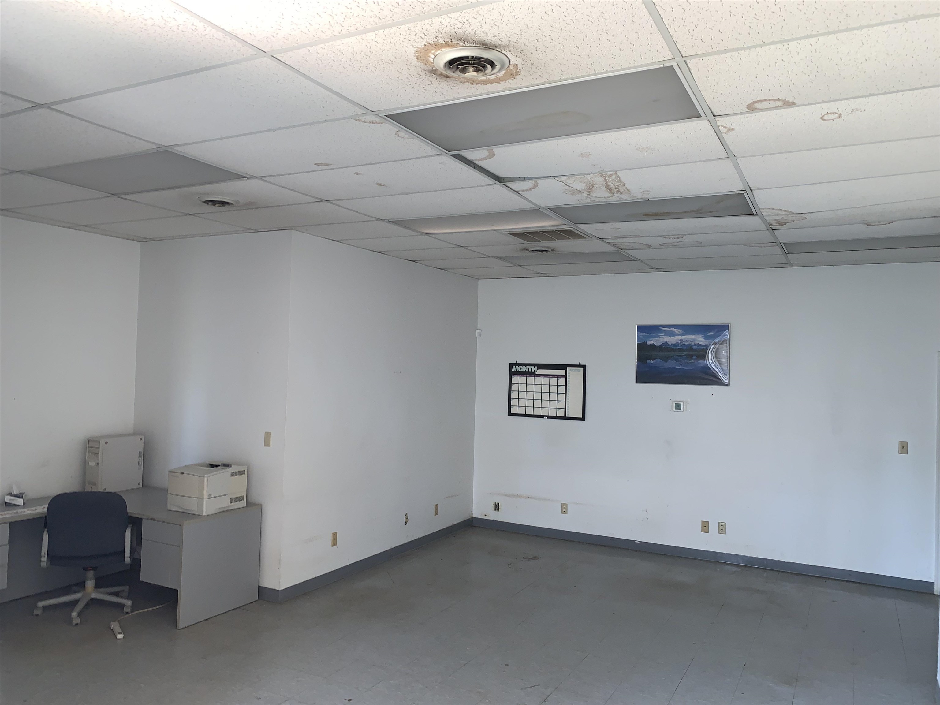 52 MID VALLEY LN, VERONA, Virginia 24482, ,Commercial,52 MID VALLEY LN,661387 MLS # 661387