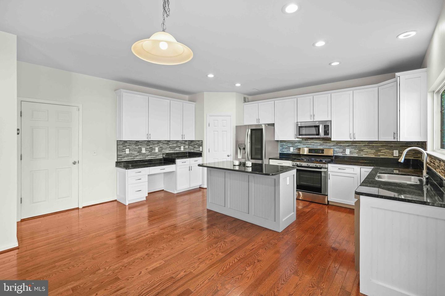 3312 EAGLE RIDGE DR, WOODBRIDGE, Virginia 22191, 5 Bedrooms Bedrooms, ,3 BathroomsBathrooms,Residential,For sale,3312 EAGLE RIDGE DR,VAPW2105596 MLS # VAPW2105596 3312 EAGLE RIDGE DR, WOODBRIDGE, Virginia 22191, 5 Bedrooms Bedrooms, ,3 BathroomsBathrooms,Residential,For sale,3312 EAGLE RIDGE DR,VAPW2105596 MLS # VAPW2105596