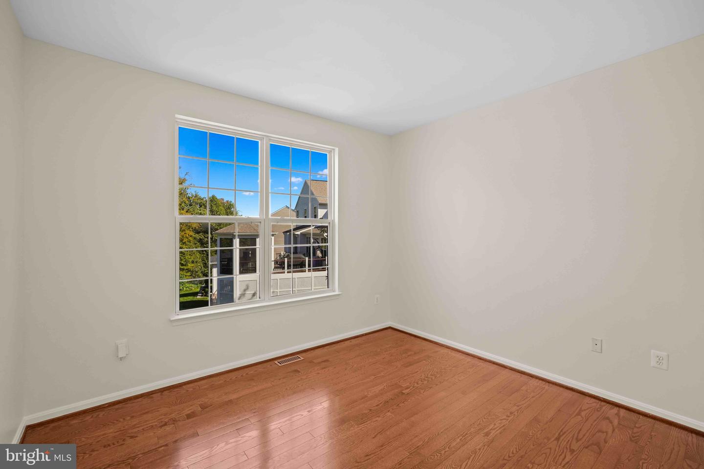 3312 EAGLE RIDGE DR, WOODBRIDGE, Virginia 22191, 5 Bedrooms Bedrooms, ,3 BathroomsBathrooms,Residential,For sale,3312 EAGLE RIDGE DR,VAPW2105596 MLS # VAPW2105596 3312 EAGLE RIDGE DR, WOODBRIDGE, Virginia 22191, 5 Bedrooms Bedrooms, ,3 BathroomsBathrooms,Residential,For sale,3312 EAGLE RIDGE DR,VAPW2105596 MLS # VAPW2105596