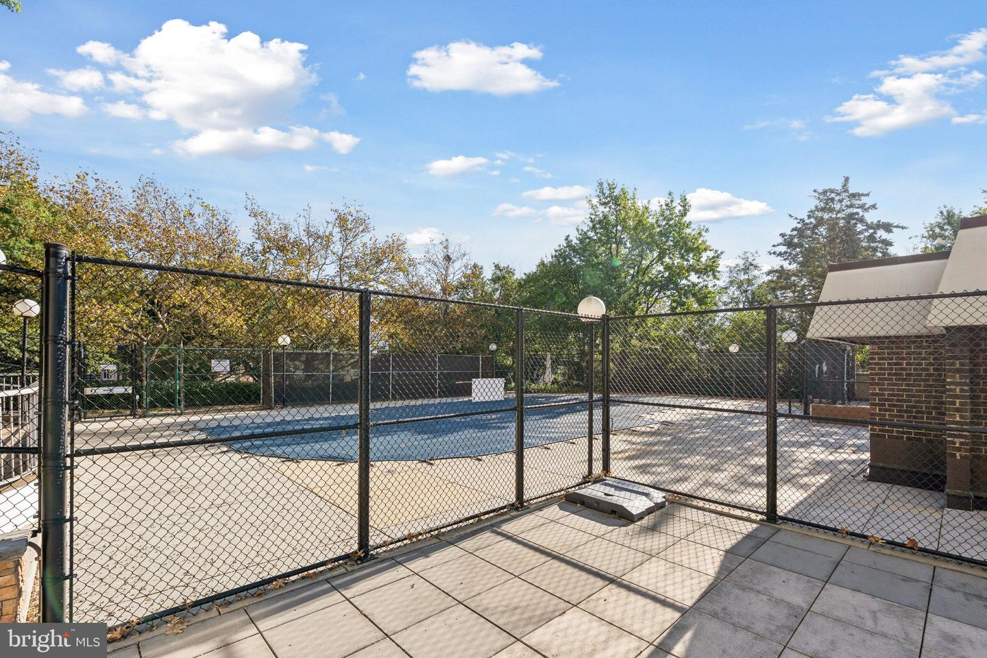250 S REYNOLDS ST #703, ALEXANDRIA, Virginia 22304, 2 Bedrooms Bedrooms, ,2 BathroomsBathrooms,Residential,For sale,250 S REYNOLDS ST #703,VAAX2050660 MLS # VAAX2050660