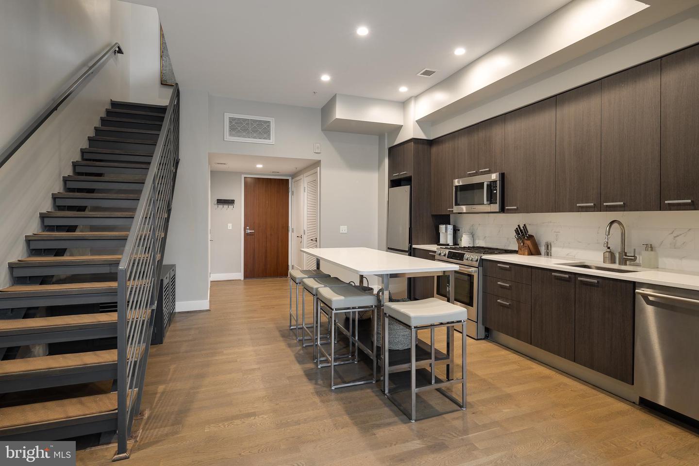 525 WATER ST SW #404, WASHINGTON, District Of Columbia 20024, 1 Bedroom Bedrooms, ,1 BathroomBathrooms,Residential,For sale,525 WATER ST SW #404,DCDC2226248 MLS # DCDC2226248