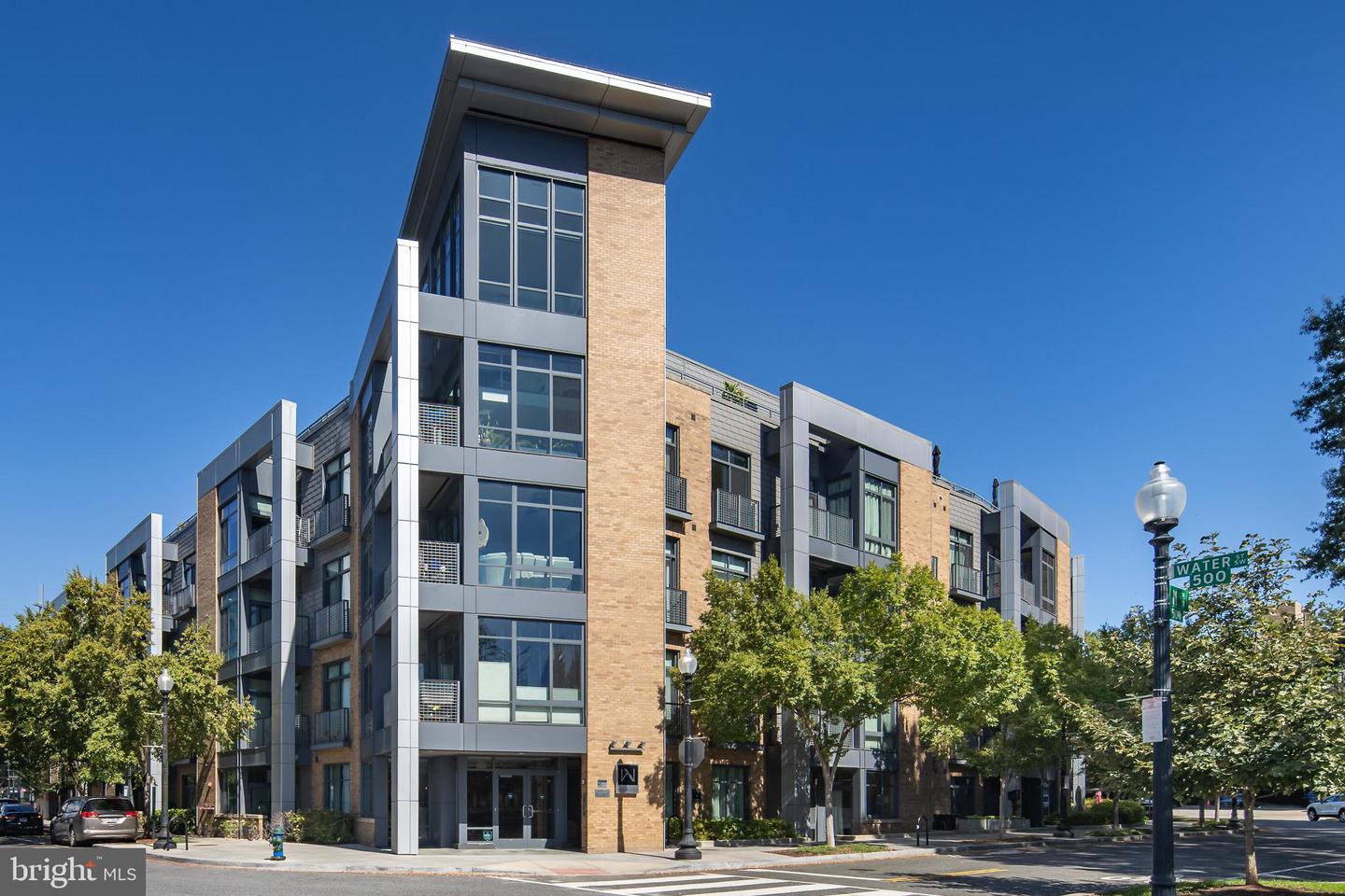 525 WATER ST SW #404, WASHINGTON, District Of Columbia 20024, 1 Bedroom Bedrooms, ,1 BathroomBathrooms,Residential,For sale,525 WATER ST SW #404,DCDC2226248 MLS # DCDC2226248