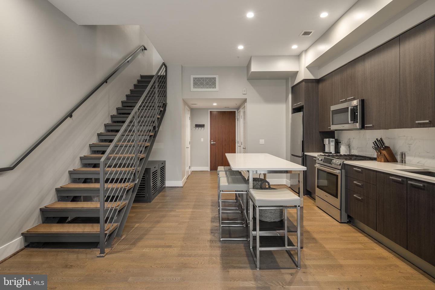 525 WATER ST SW #404, WASHINGTON, District Of Columbia 20024, 1 Bedroom Bedrooms, ,1 BathroomBathrooms,Residential,For sale,525 WATER ST SW #404,DCDC2226248 MLS # DCDC2226248