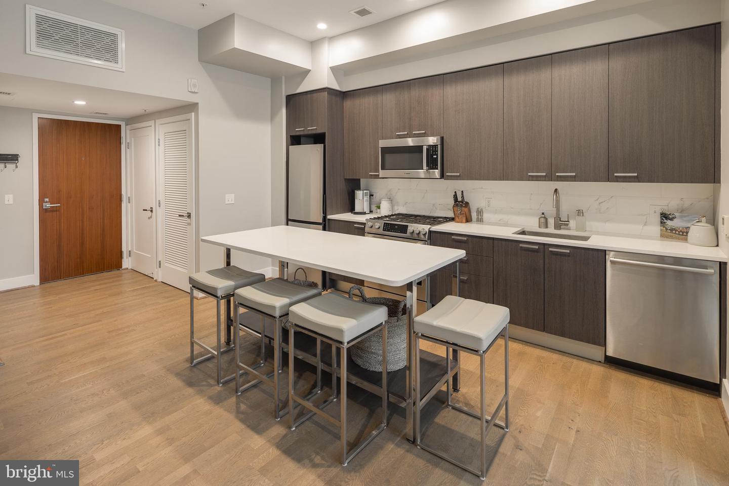 525 WATER ST SW #404, WASHINGTON, District Of Columbia 20024, 1 Bedroom Bedrooms, ,1 BathroomBathrooms,Residential,For sale,525 WATER ST SW #404,DCDC2226248 MLS # DCDC2226248