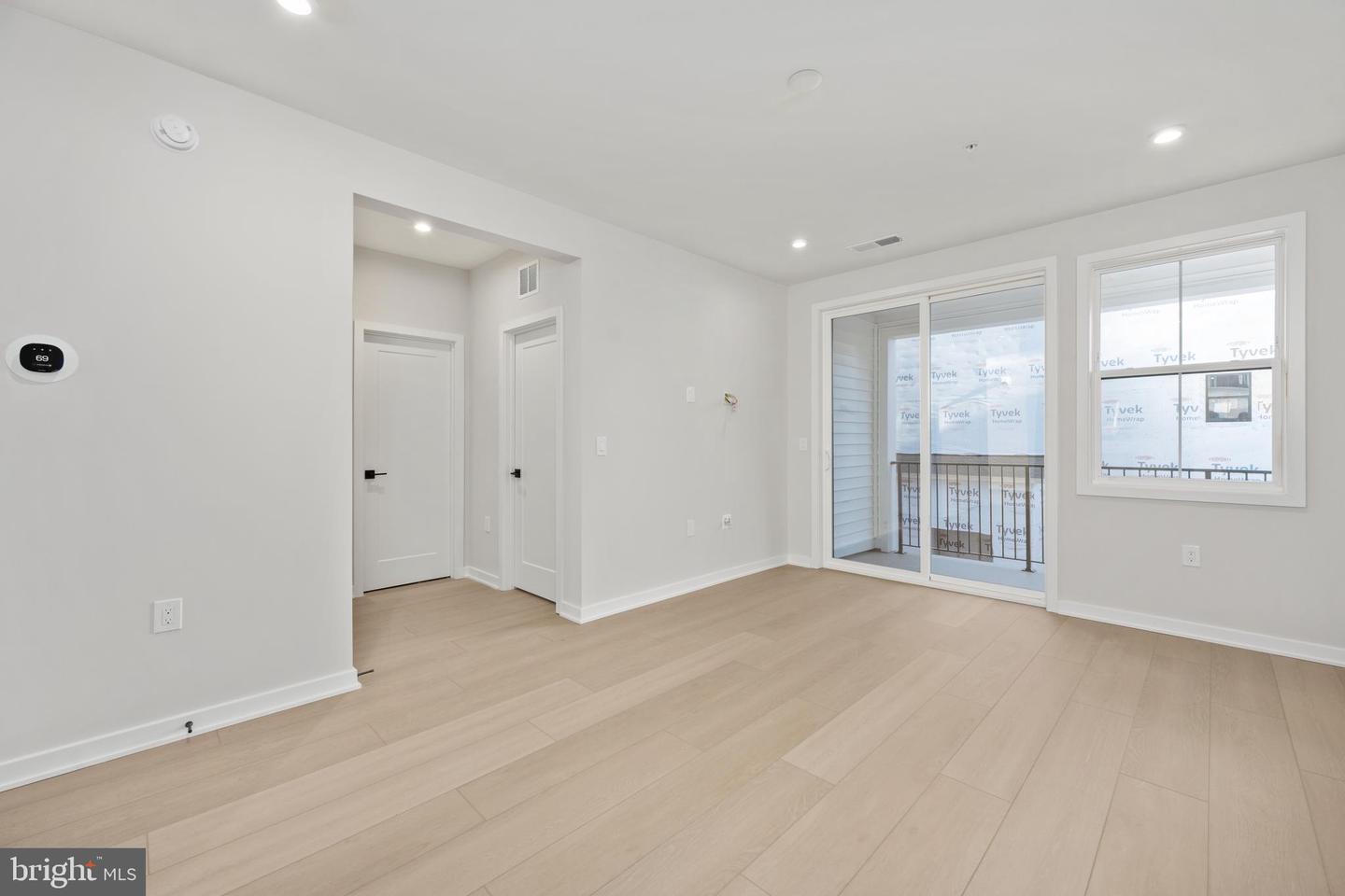 14361 GLEN MANOR DR, CHANTILLY, Virginia 20151, 2 Bedrooms Bedrooms, ,2 BathroomsBathrooms,Residential,For sale,14361 GLEN MANOR DR,VAFX2273566 MLS # VAFX2273566