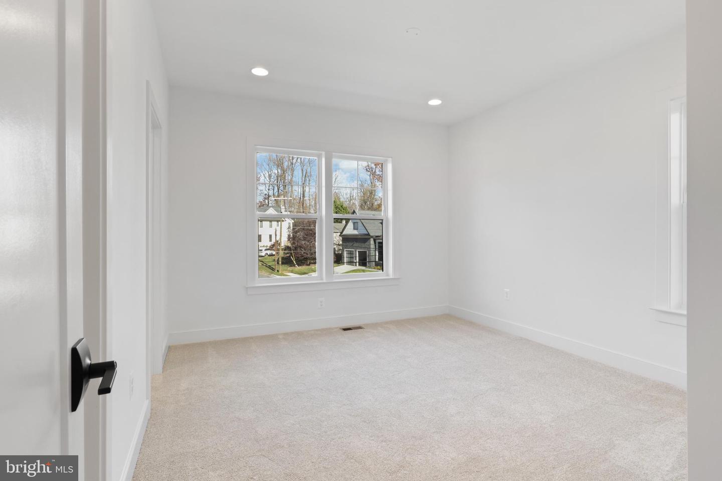 7416 SPORTSMAN DR, FALLS CHURCH, Virginia 22043, 4 Bedrooms Bedrooms, ,4 BathroomsBathrooms,Residential,For sale,7416 SPORTSMAN DR,VAFX2273578 MLS # VAFX2273578