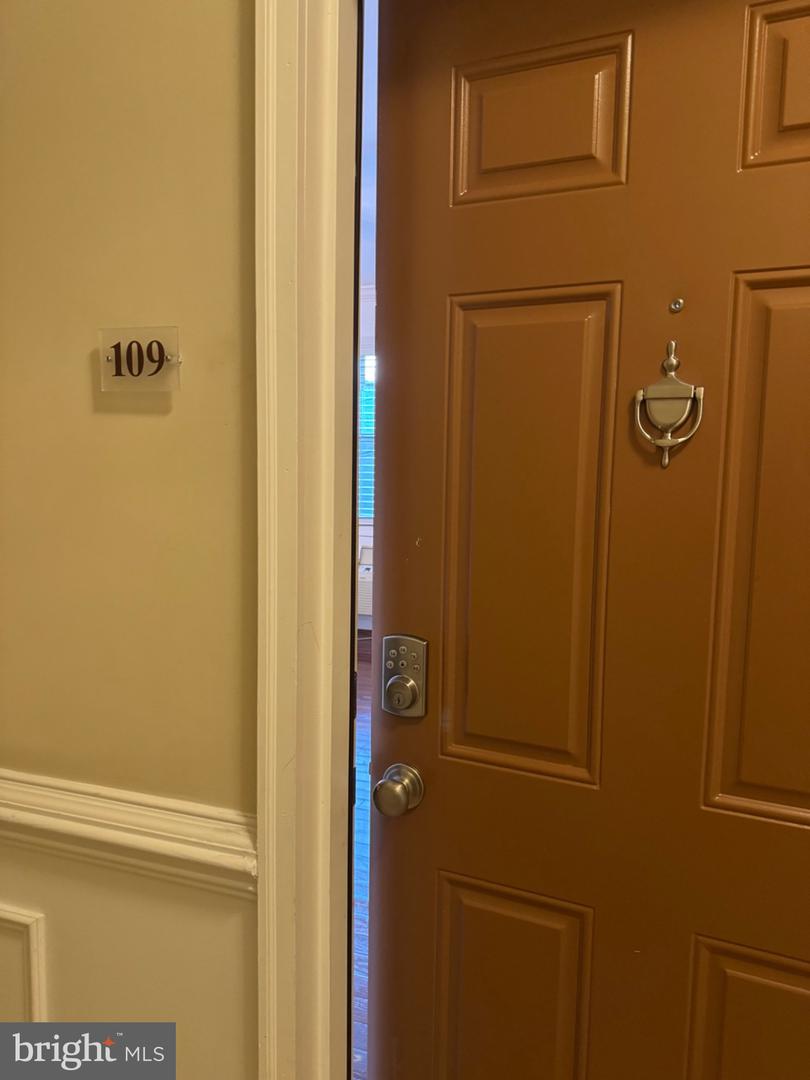 315 EVARTS ST NE #109, WASHINGTON, District Of Columbia 20002, 1 Bedroom Bedrooms, 5 Rooms Rooms,1 BathroomBathrooms,Residential,For sale,315 EVARTS ST NE #109,DCDC2226342 MLS # DCDC2226342 315 EVARTS ST NE #109, WASHINGTON, District Of Columbia 20002, 1 Bedroom Bedrooms, 5 Rooms Rooms,1 BathroomBathrooms,Residential,For sale,315 EVARTS ST NE #109,DCDC2226342 MLS # DCDC2226342