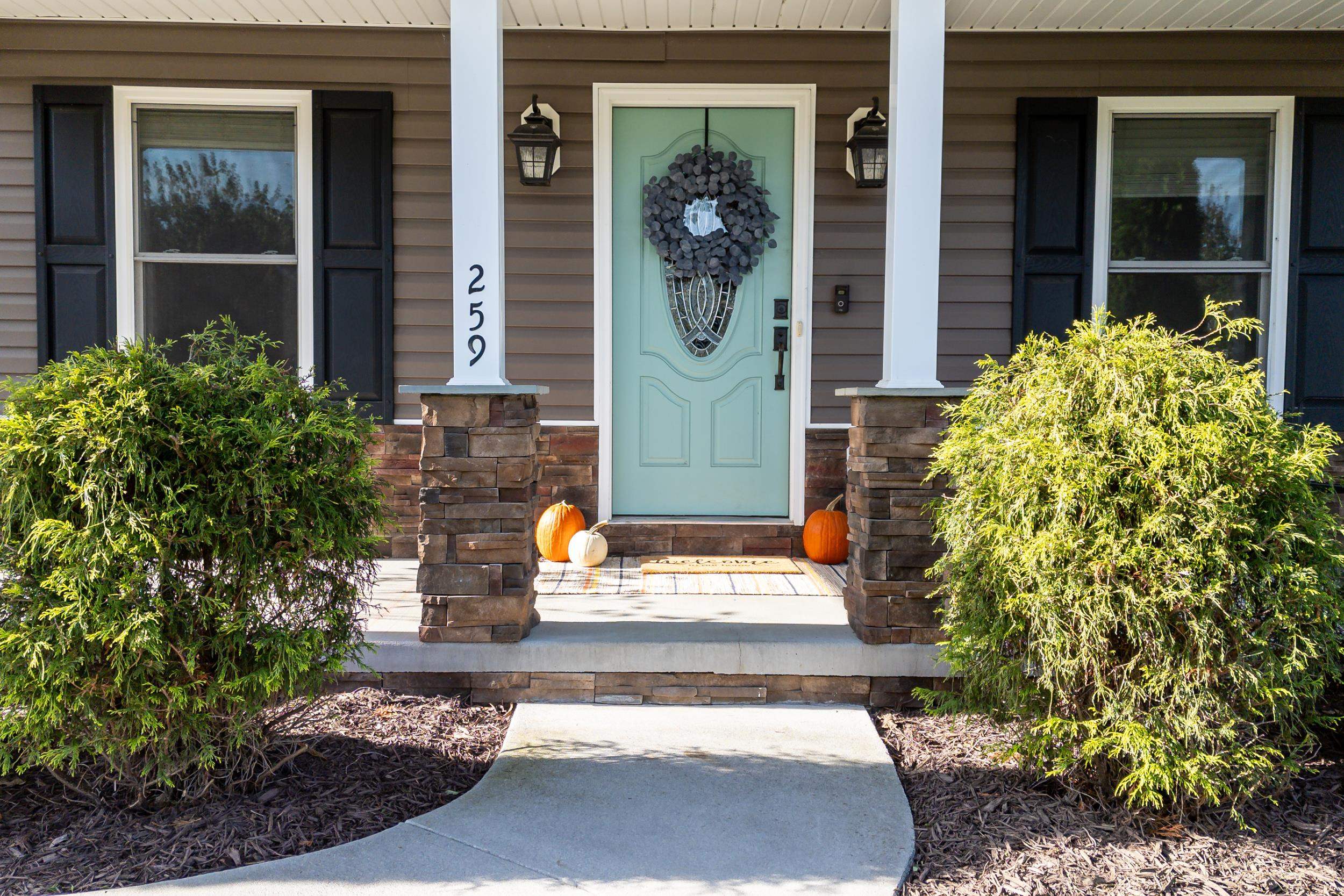 259 DYLAN CIR, BRIDGEWATER, Virginia 22812, 4 Bedrooms Bedrooms, ,2 BathroomsBathrooms,Residential,259 DYLAN CIR,669856 MLS # 669856