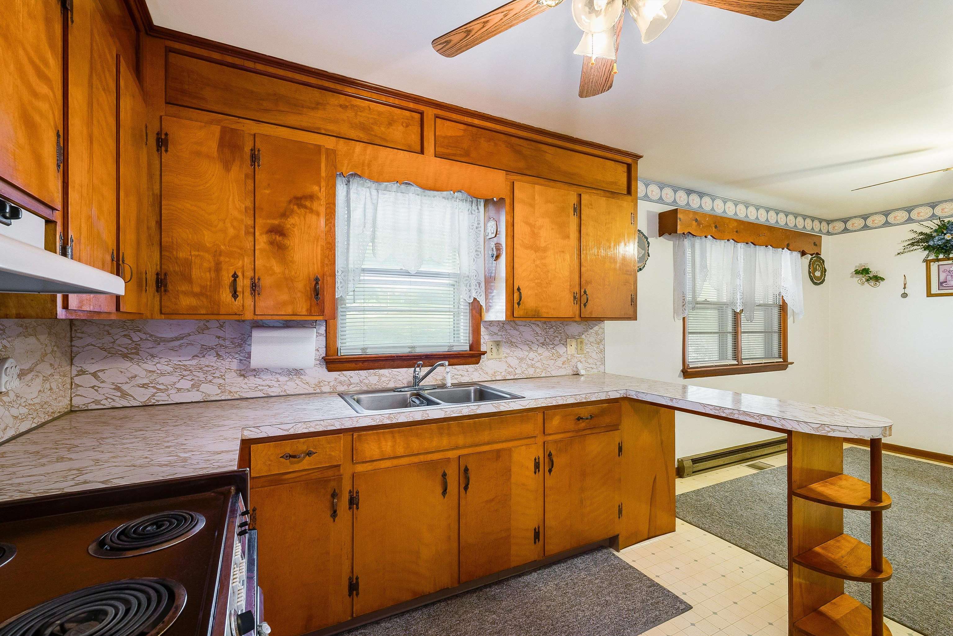 16 SUNDANCE RETREAT LN, NEW MARKET, Virginia 22844, 3 Bedrooms Bedrooms, ,2 BathroomsBathrooms,Residential,16 SUNDANCE RETREAT LN,669860 MLS # 669860