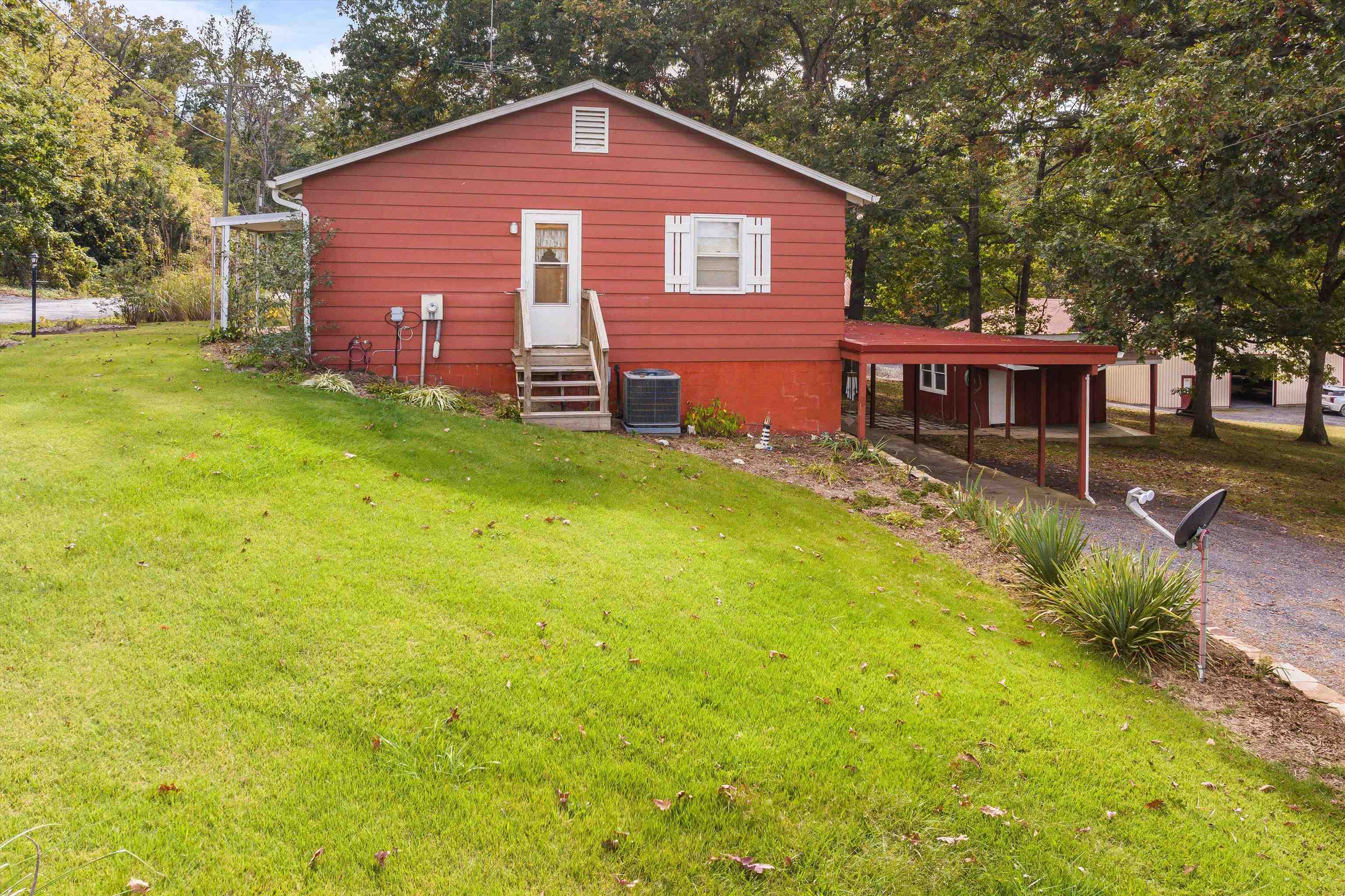 16 SUNDANCE RETREAT LN, NEW MARKET, Virginia 22844, 3 Bedrooms Bedrooms, ,2 BathroomsBathrooms,Residential,16 SUNDANCE RETREAT LN,669860 MLS # 669860