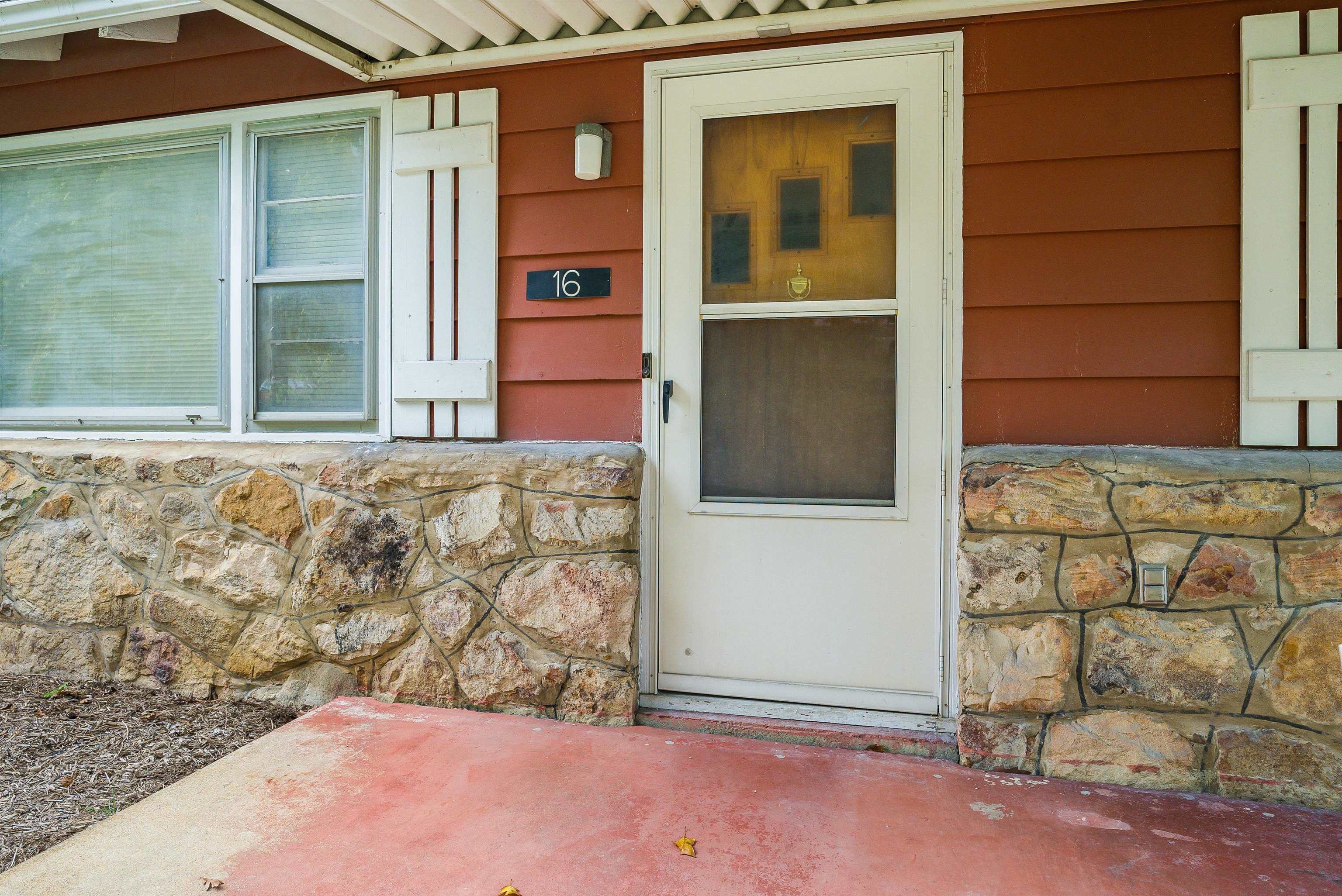 16 SUNDANCE RETREAT LN, NEW MARKET, Virginia 22844, 3 Bedrooms Bedrooms, ,2 BathroomsBathrooms,Residential,16 SUNDANCE RETREAT LN,669860 MLS # 669860