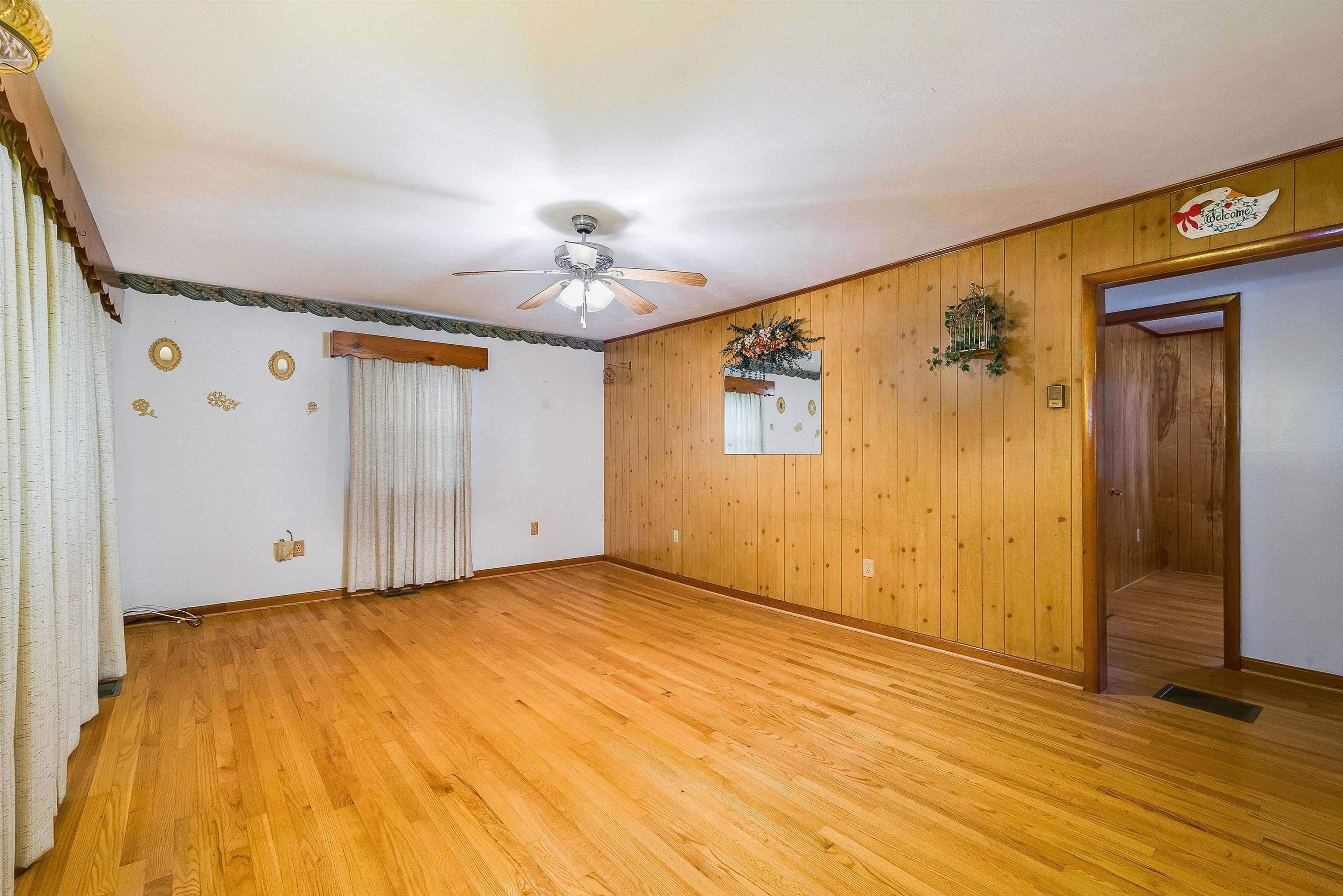 16 SUNDANCE RETREAT LN, NEW MARKET, Virginia 22844, 3 Bedrooms Bedrooms, ,2 BathroomsBathrooms,Residential,16 SUNDANCE RETREAT LN,669860 MLS # 669860