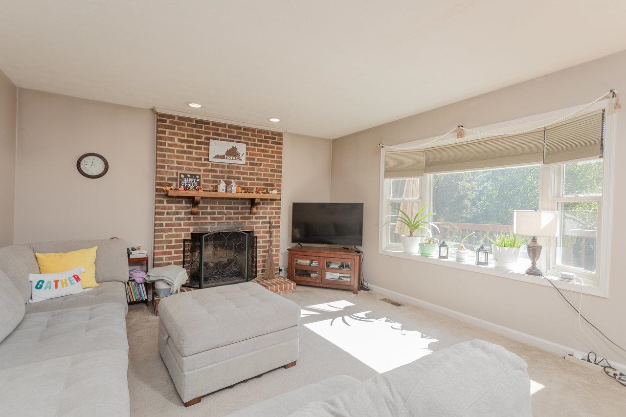 1480 BLUEWATER RD, ROCKINGHAM, Virginia 22801, 3 Bedrooms Bedrooms, ,3 BathroomsBathrooms,Residential,1480 BLUEWATER RD,669870 MLS # 669870