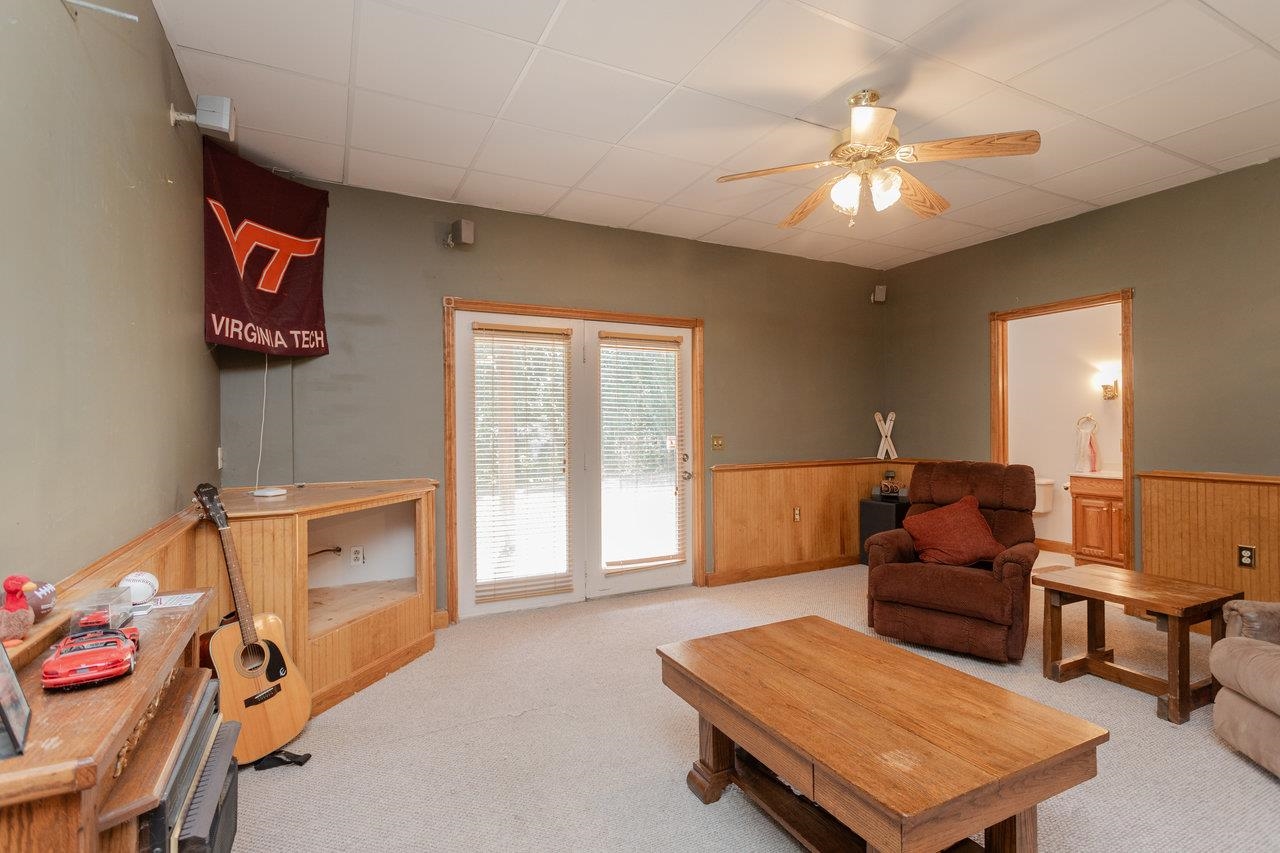 1480 BLUEWATER RD, ROCKINGHAM, Virginia 22801, 3 Bedrooms Bedrooms, ,3 BathroomsBathrooms,Residential,1480 BLUEWATER RD,669870 MLS # 669870