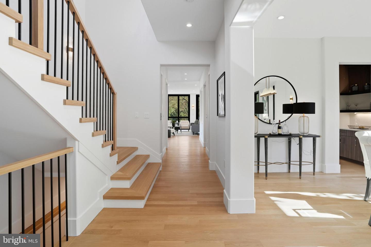 1853 MASSACHUSETTS AVE, MCLEAN, Virginia 22101, 5 Bedrooms Bedrooms, ,5 BathroomsBathrooms,Residential,For sale,1853 MASSACHUSETTS AVE,VAFX2264598 MLS # VAFX2264598