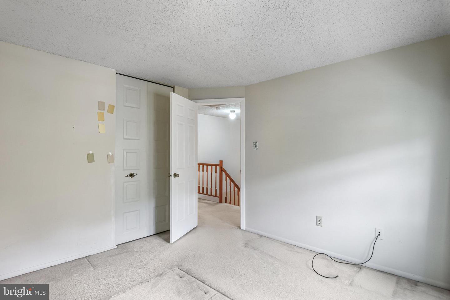 5825 HIGH BLUFF CT, BURKE, Virginia 22015, 3 Bedrooms Bedrooms, ,1 BathroomBathrooms,Residential,For sale,5825 HIGH BLUFF CT,VAFX2265826 MLS # VAFX2265826