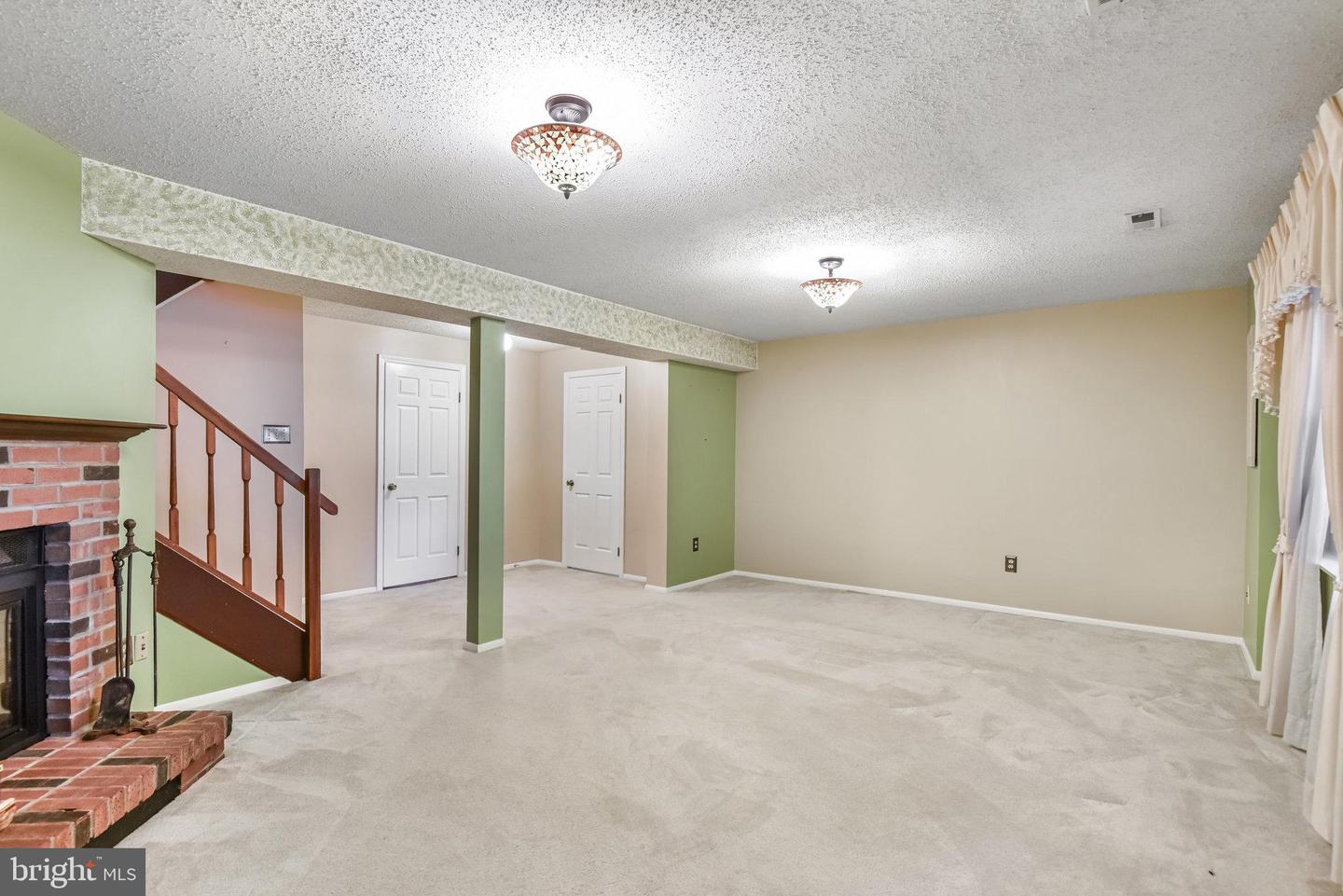 5825 HIGH BLUFF CT, BURKE, Virginia 22015, 3 Bedrooms Bedrooms, ,1 BathroomBathrooms,Residential,For sale,5825 HIGH BLUFF CT,VAFX2265826 MLS # VAFX2265826