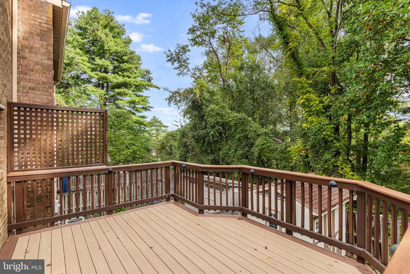 5825 HIGH BLUFF CT, BURKE, Virginia 22015, 3 Bedrooms Bedrooms, ,1 BathroomBathrooms,Residential,For sale,5825 HIGH BLUFF CT,VAFX2265826 MLS # VAFX2265826