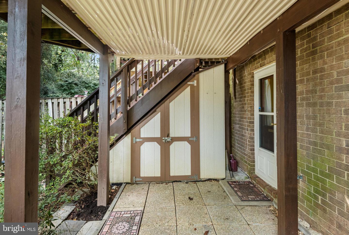 5825 HIGH BLUFF CT, BURKE, Virginia 22015, 3 Bedrooms Bedrooms, ,1 BathroomBathrooms,Residential,For sale,5825 HIGH BLUFF CT,VAFX2265826 MLS # VAFX2265826