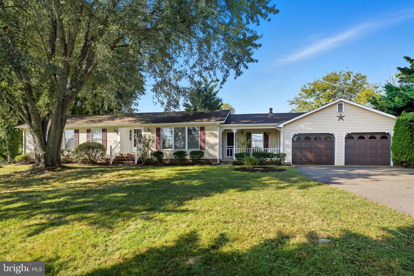 916 BROADVIEW AVE, WARRENTON, Virginia 20186, 3 Bedrooms Bedrooms, 8 Rooms Rooms,2 BathroomsBathrooms,Residential,For sale,916 BROADVIEW AVE,VAFQ2018296 MLS # VAFQ2018296