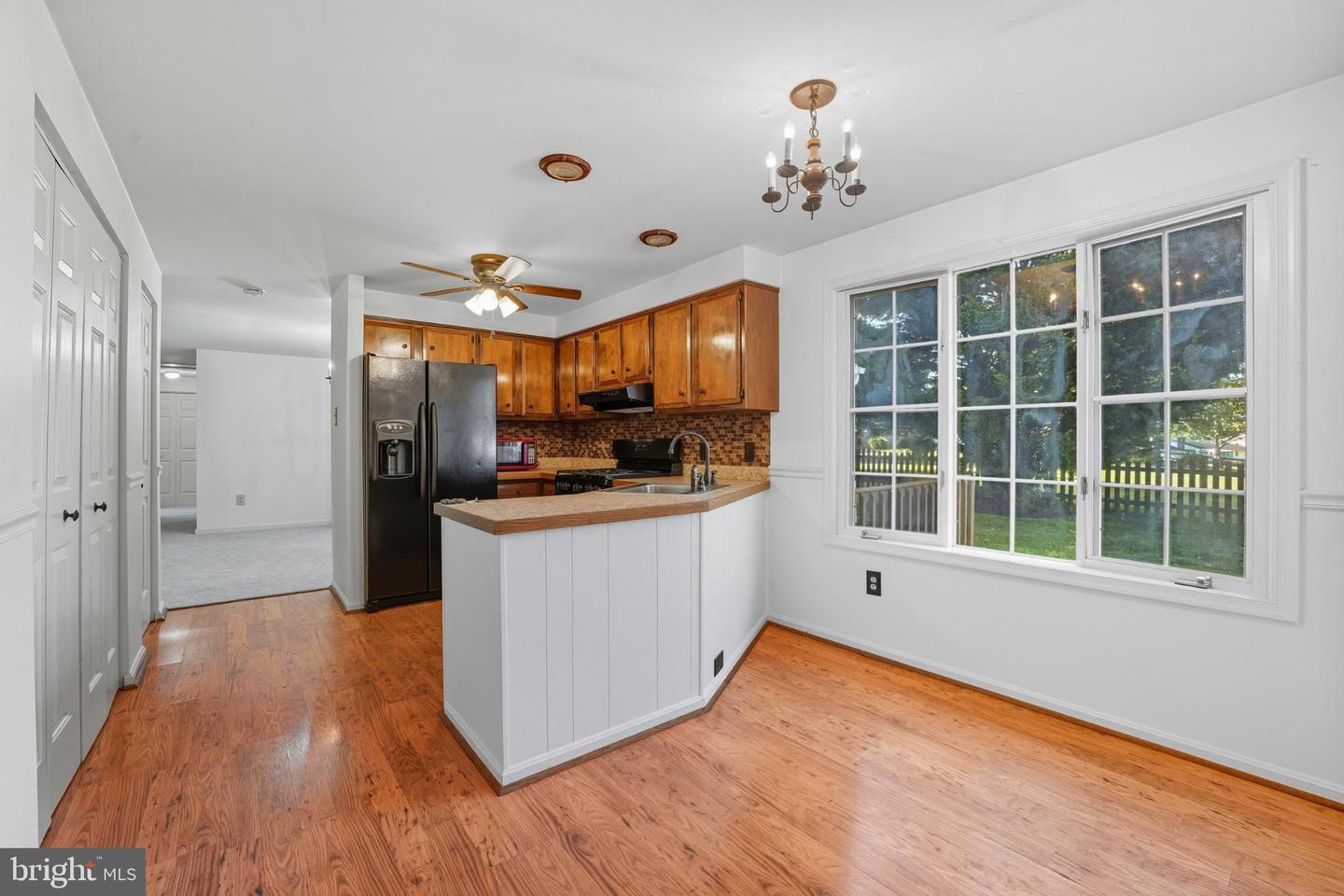 916 BROADVIEW AVE, WARRENTON, Virginia 20186, 3 Bedrooms Bedrooms, 8 Rooms Rooms,2 BathroomsBathrooms,Residential,For sale,916 BROADVIEW AVE,VAFQ2018296 MLS # VAFQ2018296