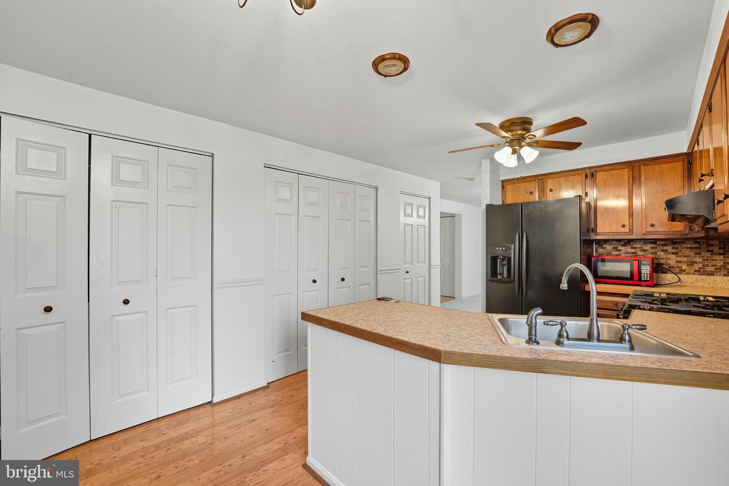 916 BROADVIEW AVE, WARRENTON, Virginia 20186, 3 Bedrooms Bedrooms, 8 Rooms Rooms,2 BathroomsBathrooms,Residential,For sale,916 BROADVIEW AVE,VAFQ2018296 MLS # VAFQ2018296