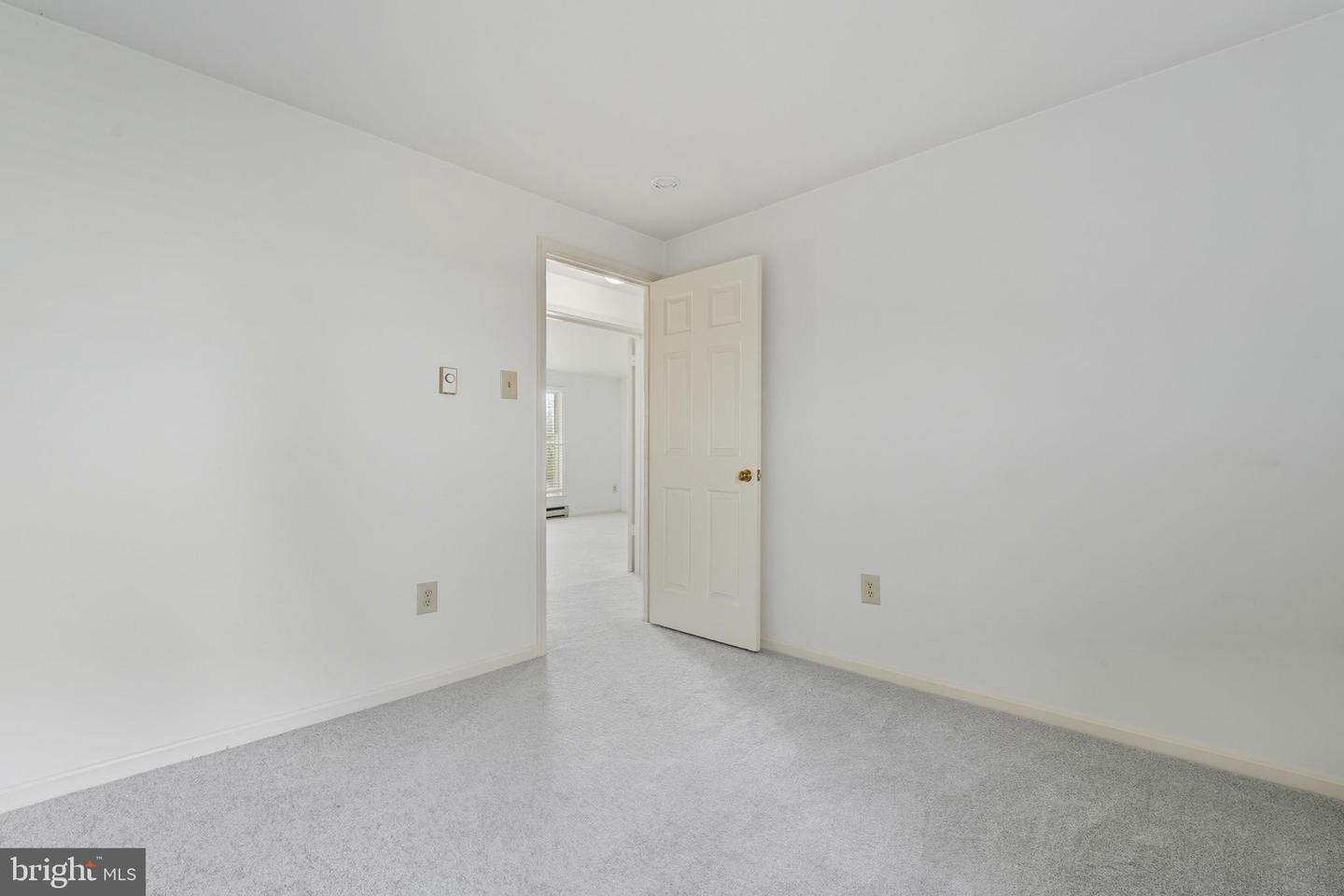 916 BROADVIEW AVE, WARRENTON, Virginia 20186, 3 Bedrooms Bedrooms, 8 Rooms Rooms,2 BathroomsBathrooms,Residential,For sale,916 BROADVIEW AVE,VAFQ2018296 MLS # VAFQ2018296