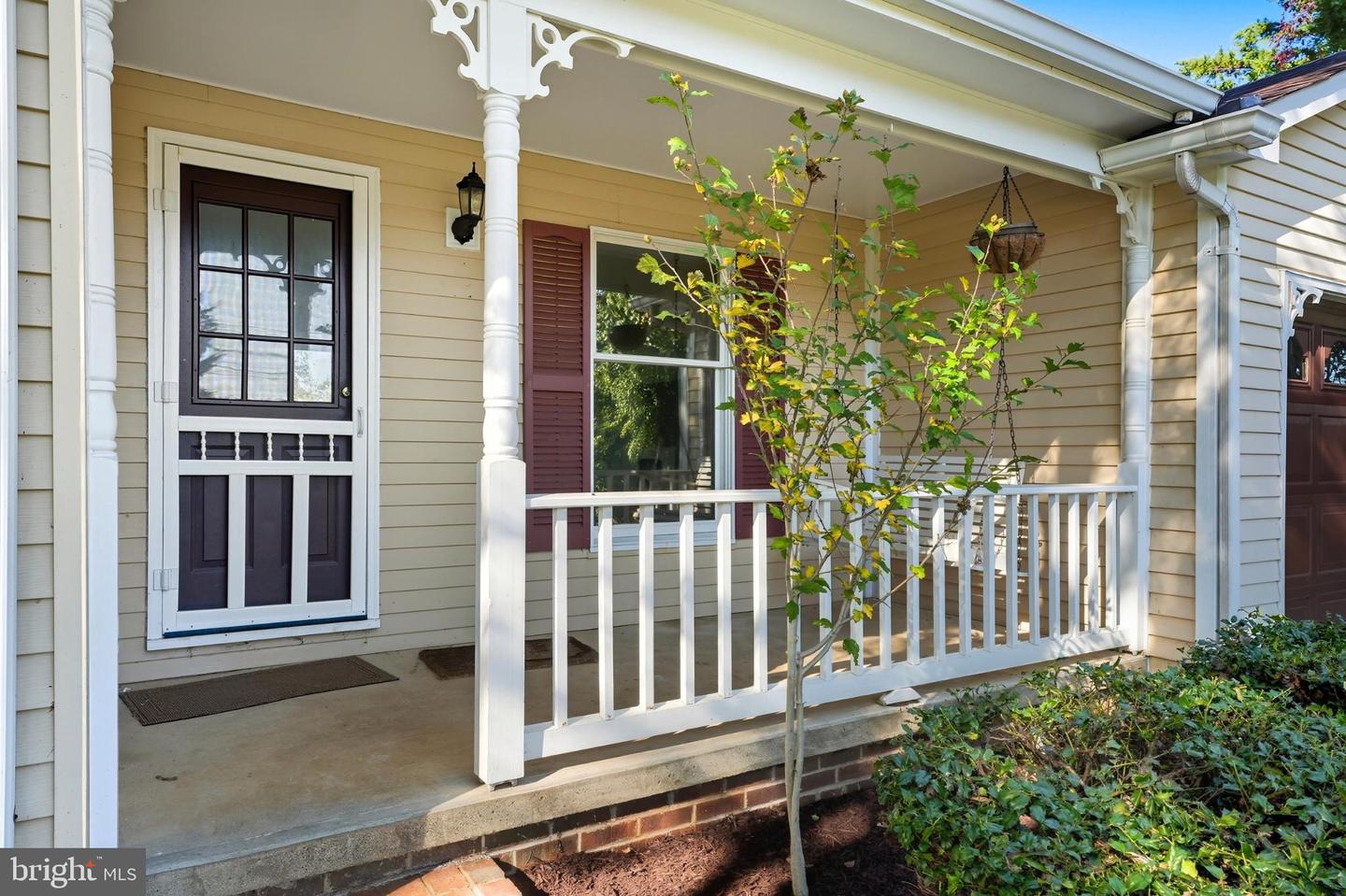 916 BROADVIEW AVE, WARRENTON, Virginia 20186, 3 Bedrooms Bedrooms, 8 Rooms Rooms,2 BathroomsBathrooms,Residential,For sale,916 BROADVIEW AVE,VAFQ2018296 MLS # VAFQ2018296