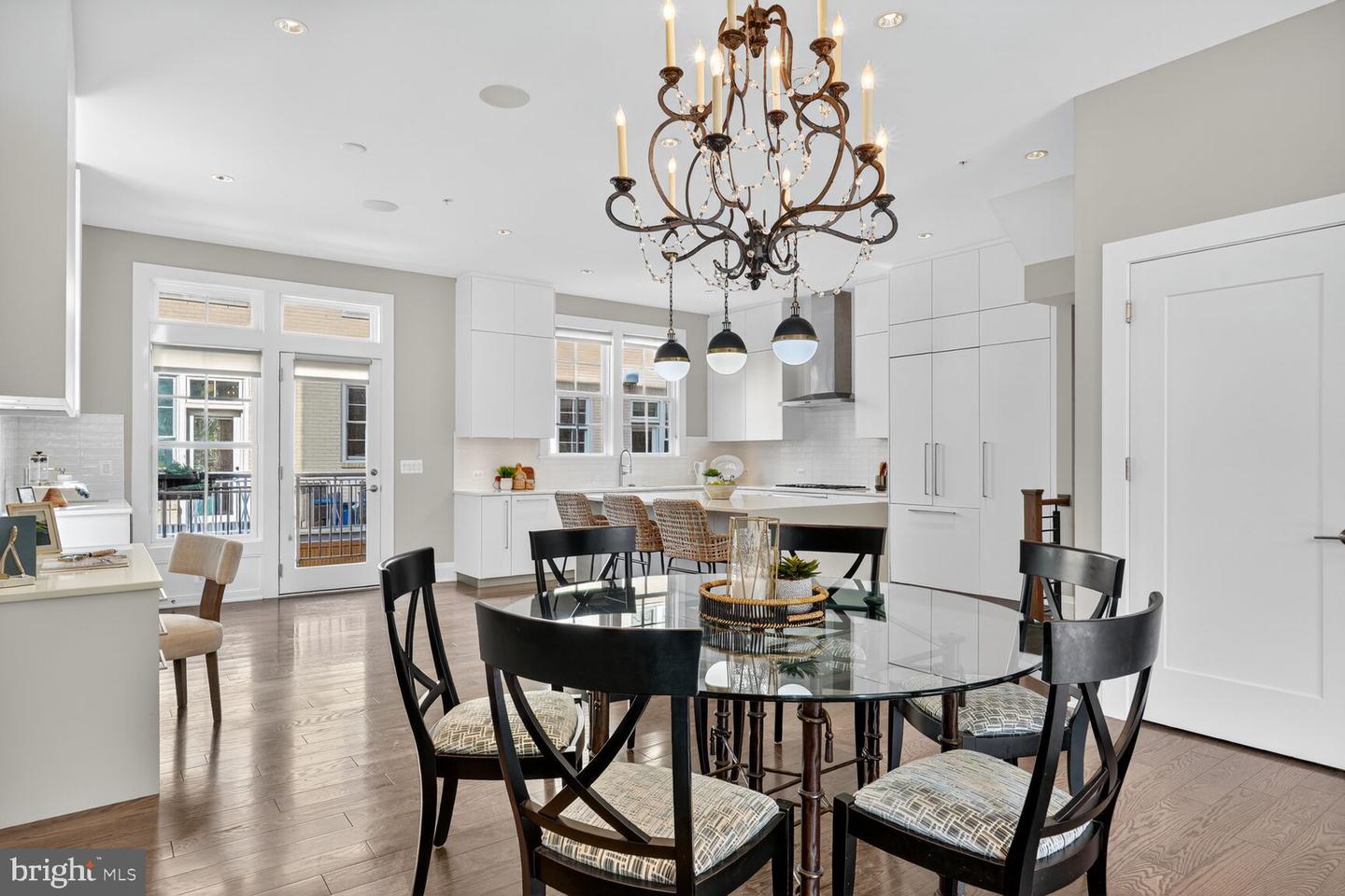 19 PIONEER MILL WAY, ALEXANDRIA, Virginia 22314, 4 Bedrooms Bedrooms, 9 Rooms Rooms,4 BathroomsBathrooms,Residential,For sale,19 PIONEER MILL WAY,VAAX2049840 MLS # VAAX2049840