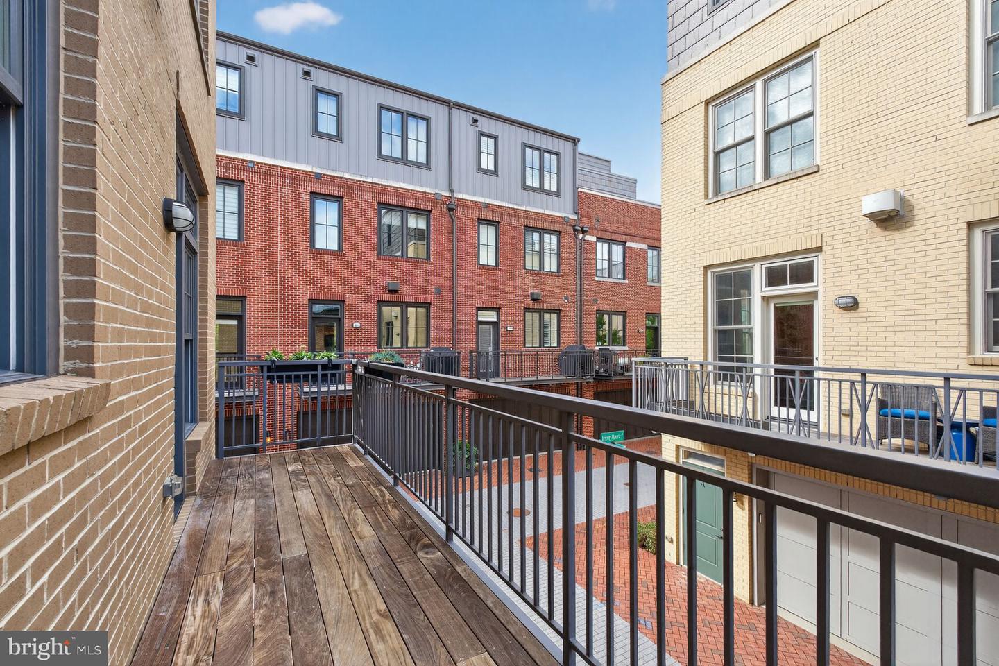 19 PIONEER MILL WAY, ALEXANDRIA, Virginia 22314, 4 Bedrooms Bedrooms, 9 Rooms Rooms,4 BathroomsBathrooms,Residential,For sale,19 PIONEER MILL WAY,VAAX2049840 MLS # VAAX2049840