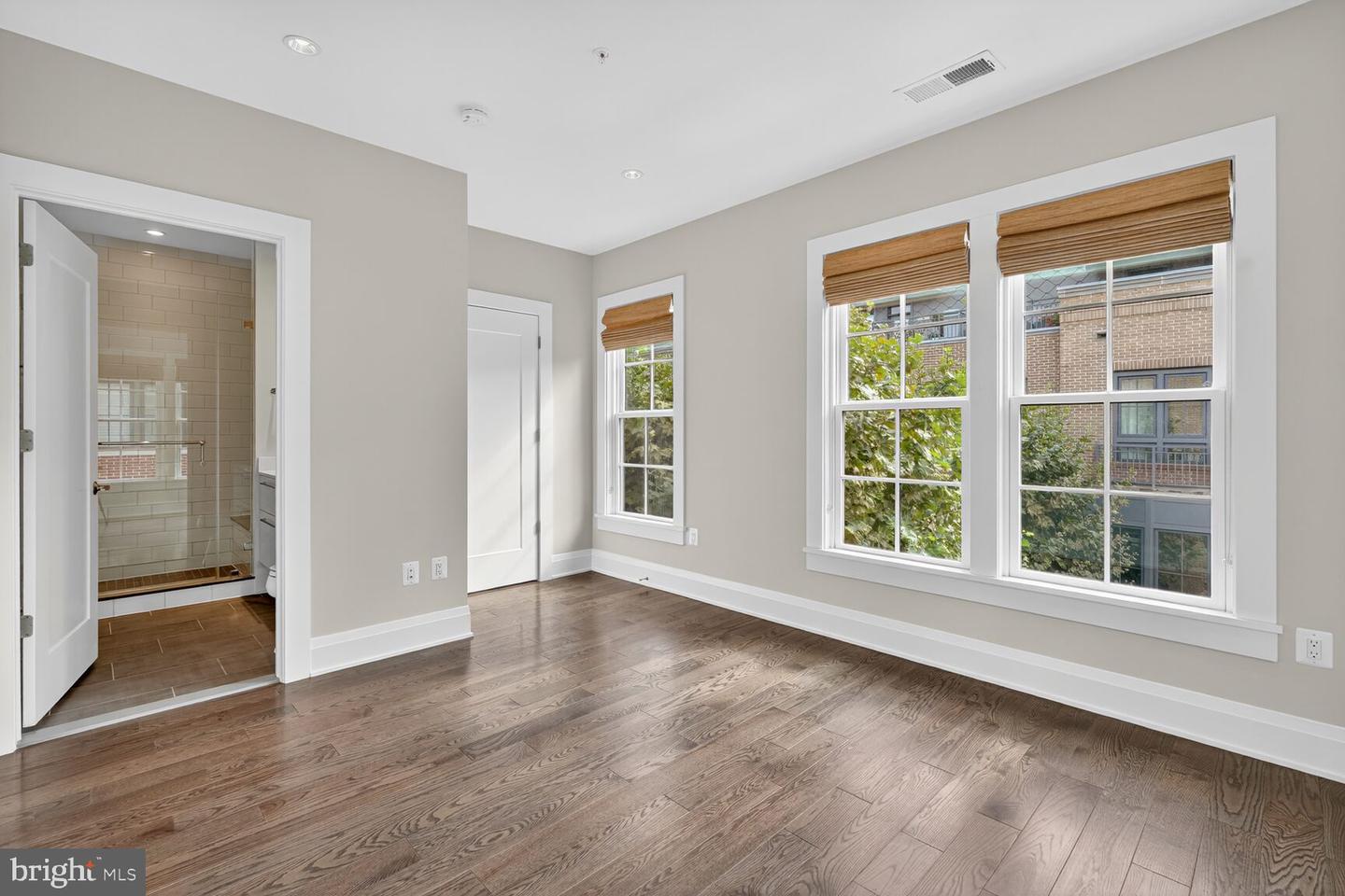 19 PIONEER MILL WAY, ALEXANDRIA, Virginia 22314, 4 Bedrooms Bedrooms, 9 Rooms Rooms,4 BathroomsBathrooms,Residential,For sale,19 PIONEER MILL WAY,VAAX2049840 MLS # VAAX2049840