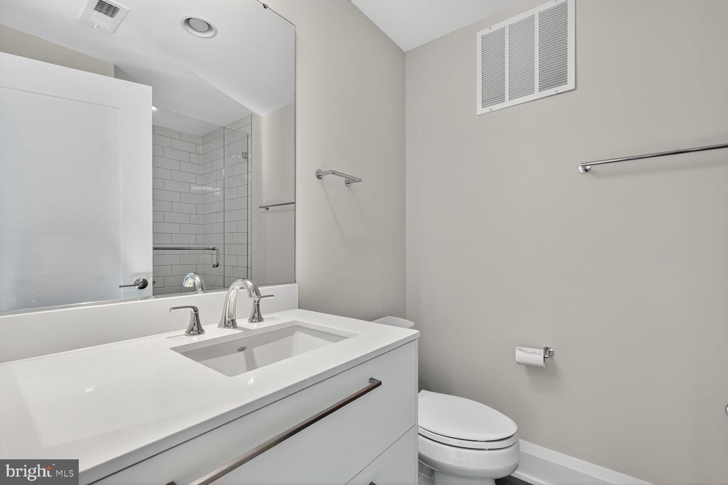 19 PIONEER MILL WAY, ALEXANDRIA, Virginia 22314, 4 Bedrooms Bedrooms, 9 Rooms Rooms,4 BathroomsBathrooms,Residential,For sale,19 PIONEER MILL WAY,VAAX2049840 MLS # VAAX2049840