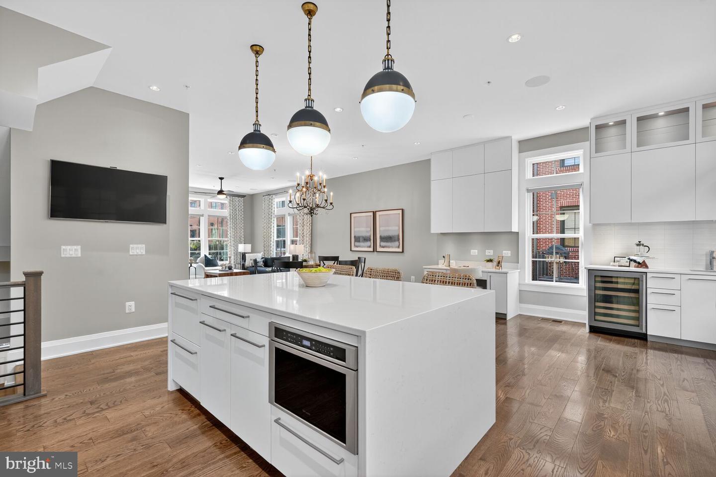 19 PIONEER MILL WAY, ALEXANDRIA, Virginia 22314, 4 Bedrooms Bedrooms, 9 Rooms Rooms,4 BathroomsBathrooms,Residential,For sale,19 PIONEER MILL WAY,VAAX2049840 MLS # VAAX2049840