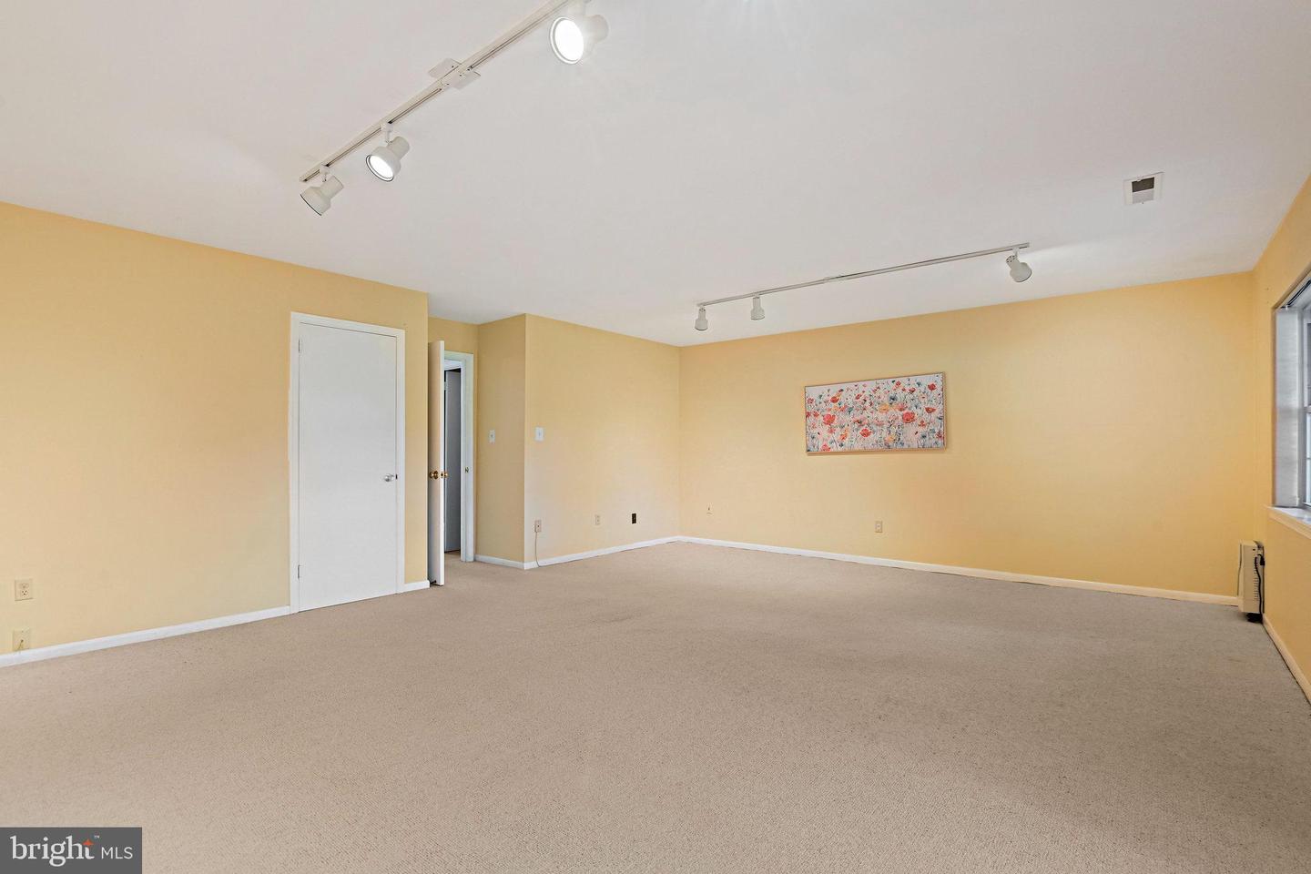 2180 GOLF COURSE DR, RESTON, Virginia 20191, 3 Bedrooms Bedrooms, ,2 BathroomsBathrooms,Residential,For sale,2180 GOLF COURSE DR,VAFX2268256 MLS # VAFX2268256