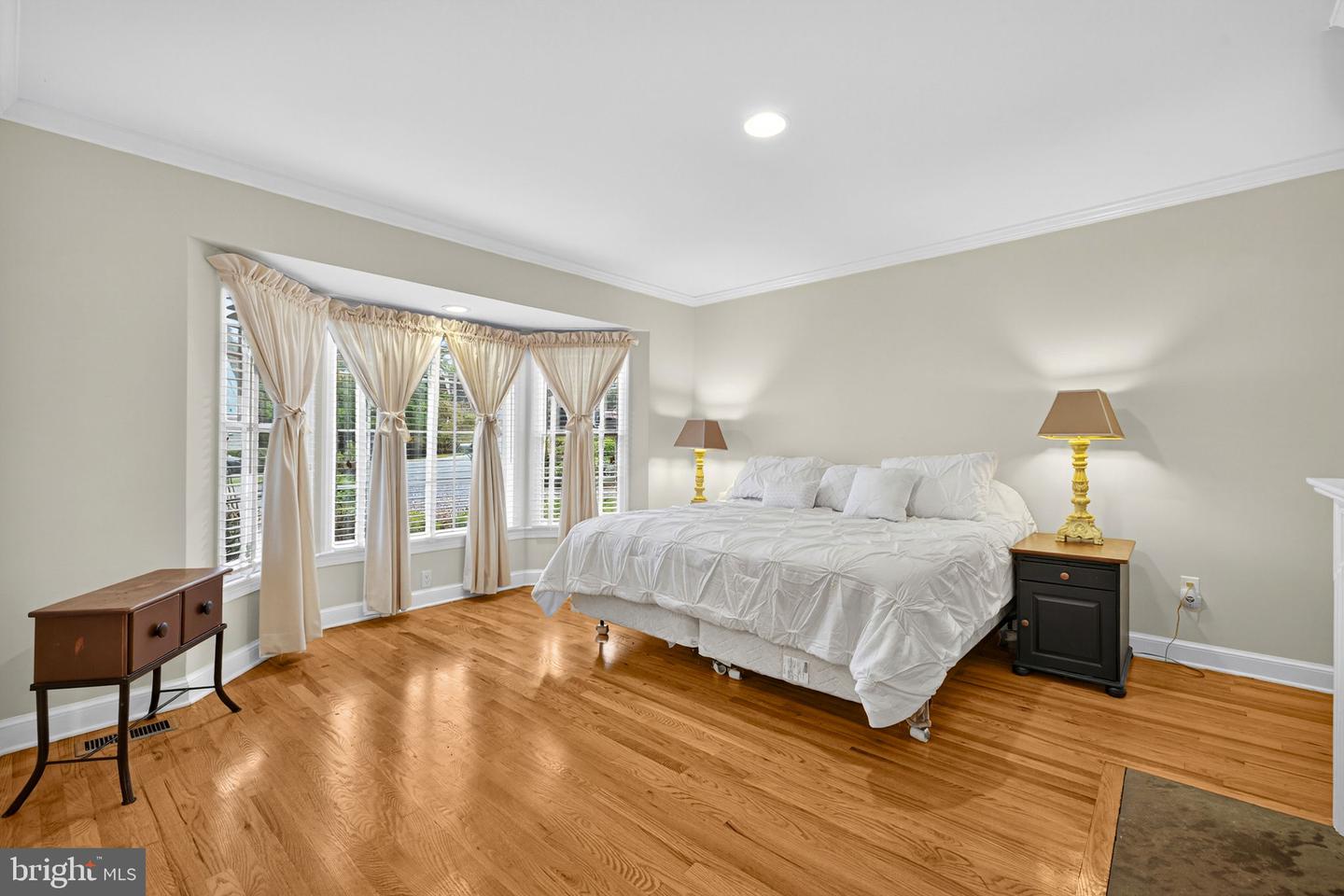 12 CHINN CT, MIDDLEBURG, Virginia 20117, 3 Bedrooms Bedrooms, ,3 BathroomsBathrooms,Residential,For sale,12 CHINN CT,VALO2107464 MLS # VALO2107464