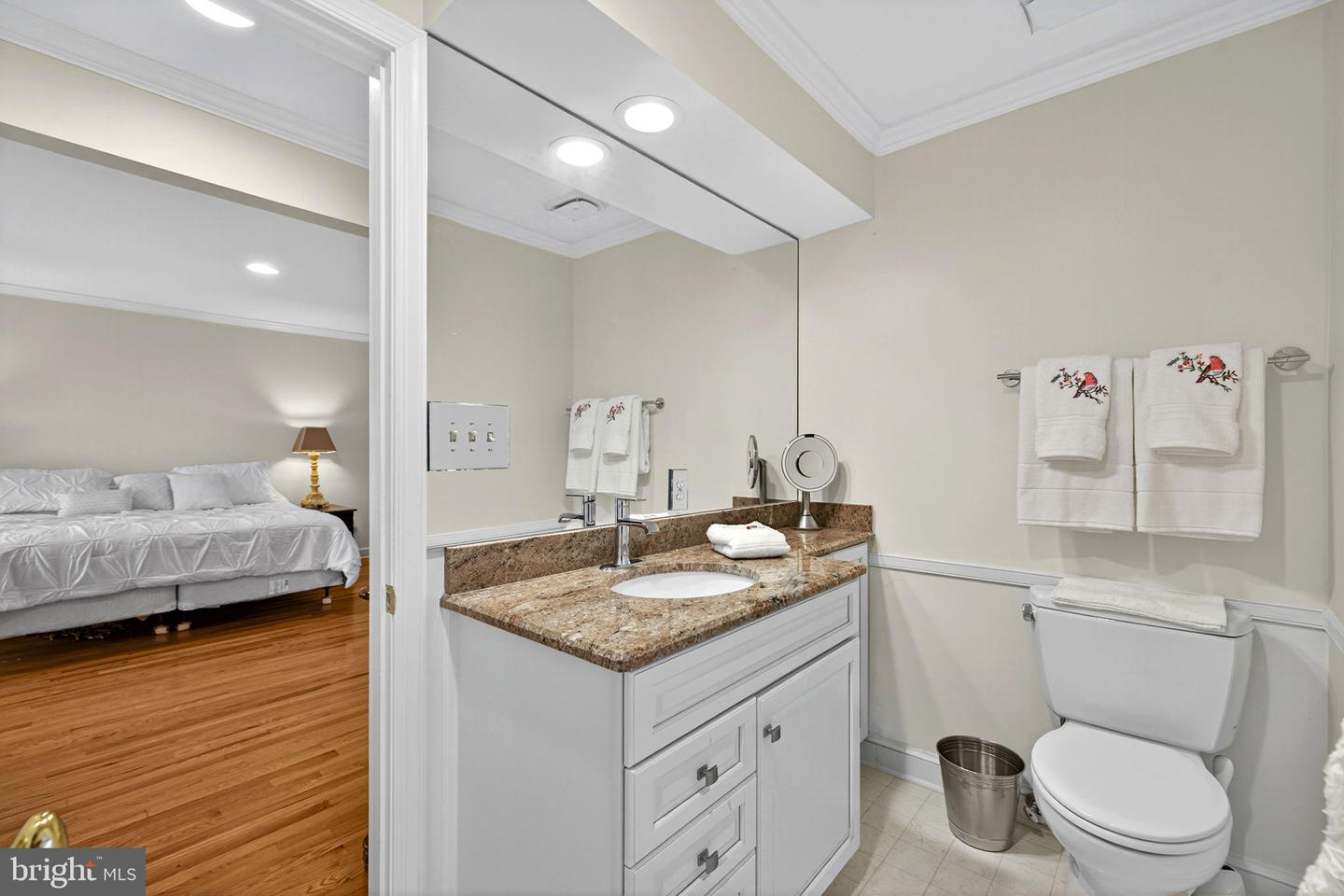 12 CHINN CT, MIDDLEBURG, Virginia 20117, 3 Bedrooms Bedrooms, ,3 BathroomsBathrooms,Residential,For sale,12 CHINN CT,VALO2107464 MLS # VALO2107464